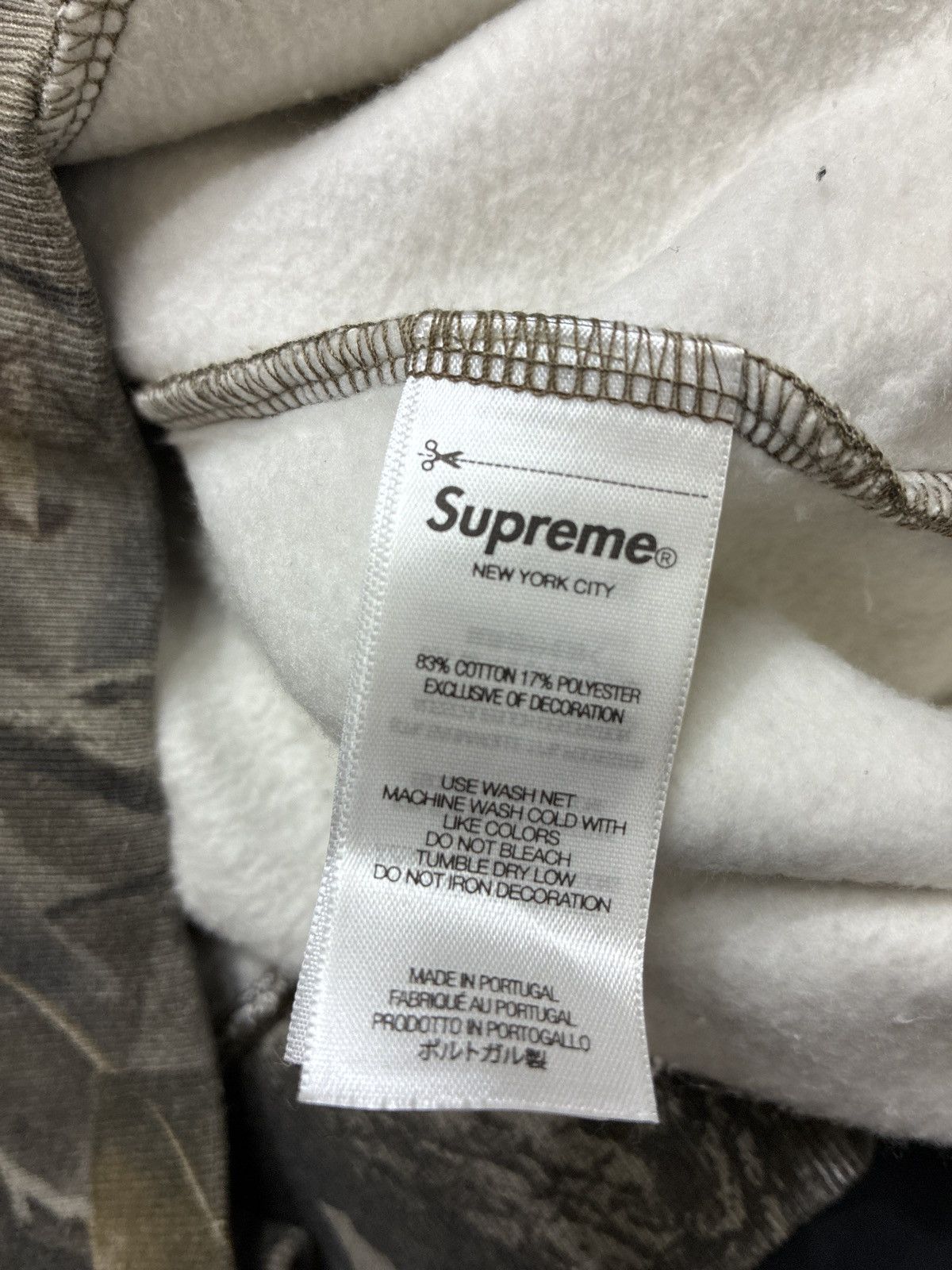 Supreme Supreme Small Box Half Zip Pullover Camo Size US M / EU 48-50 / 2 - 8 Thumbnail