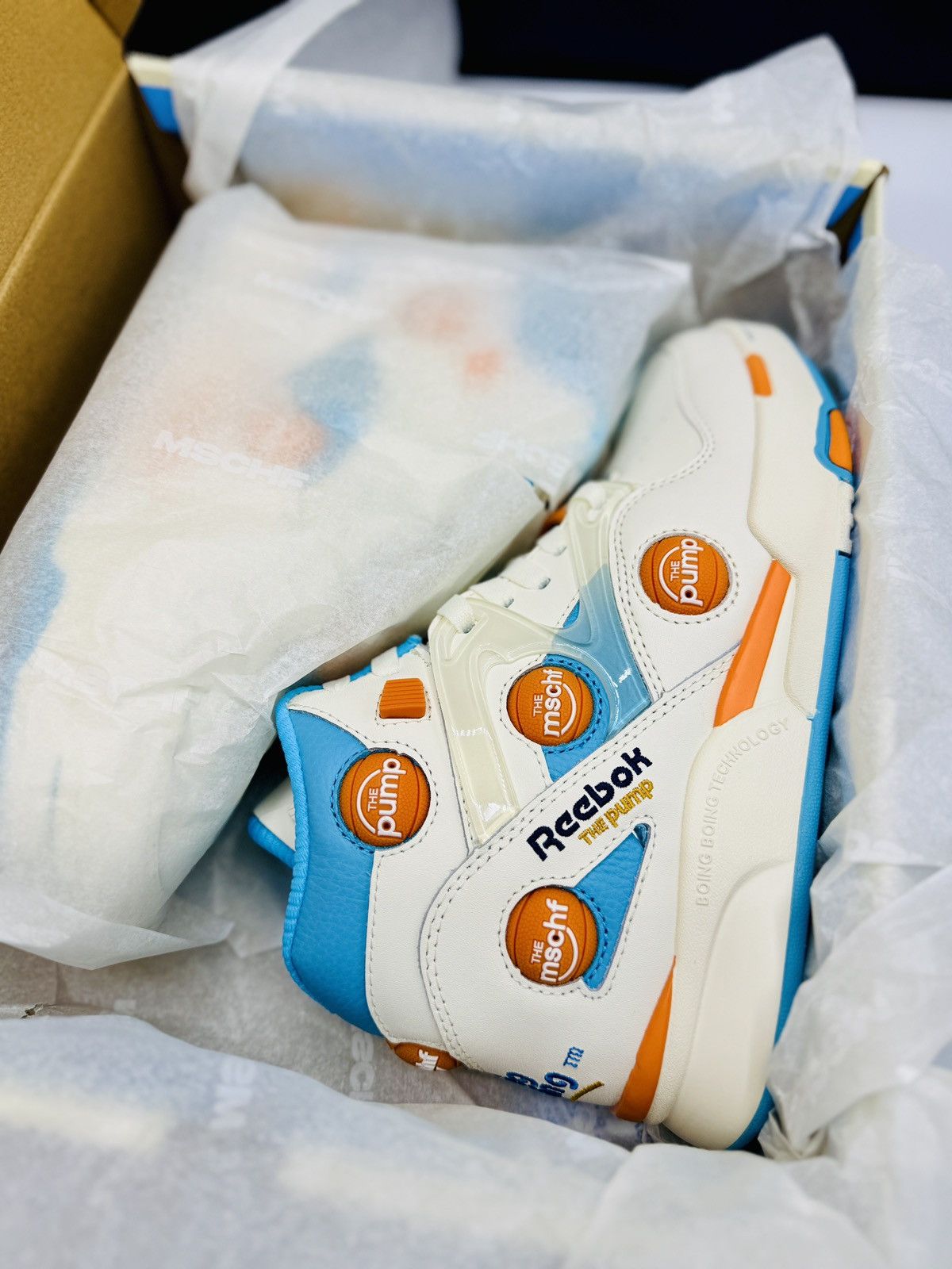 MSCHF MSCHF x Reebok Omni Zone IX Pump size 6 Blue Orange MSCHF013 Size US 6 / EU 39 - 5 Thumbnail