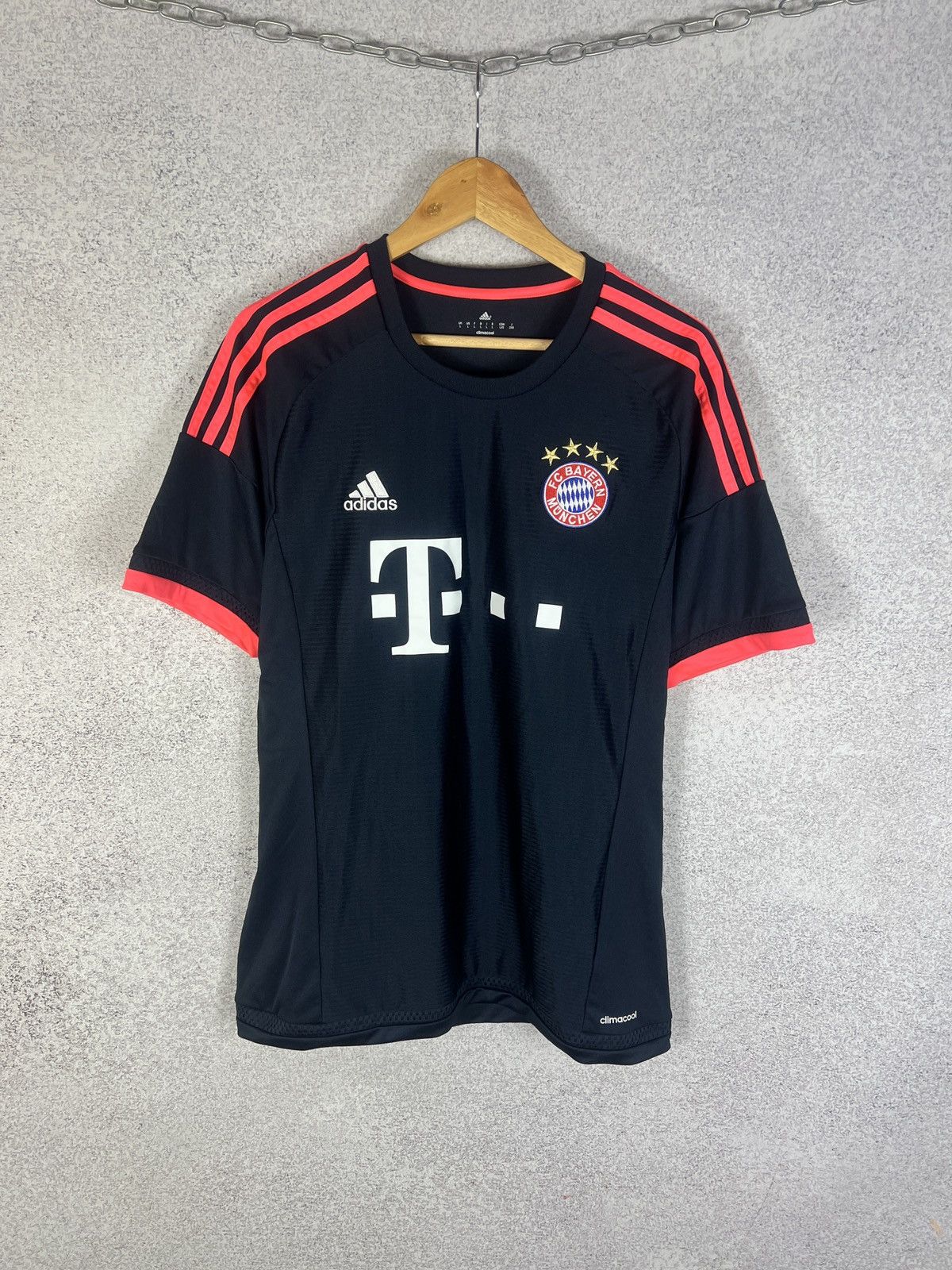 Adidas Adidas Bayern 2015 2016 Third Soccer Jersey Football Shirt Size US L / EU 52-54 / 3 - 1 Thumbnail