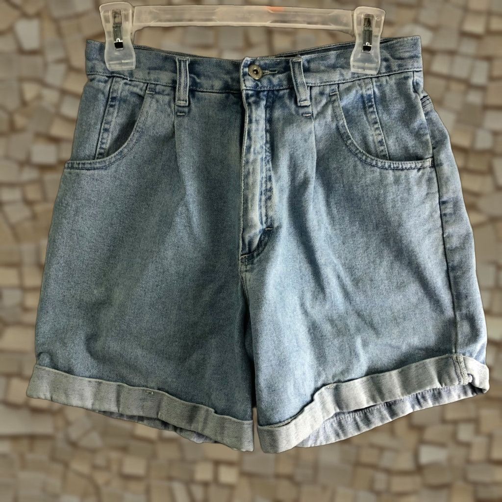 Faded Glory Faded Glory Bermuda Blue Jean Shorts Womens Size 10 Mid Rise Cuffed 28" Waist Denim Shorts Ladies Regular Fit Casual Size 28" / US 6 / IT 42 - 1 Thumbnail
