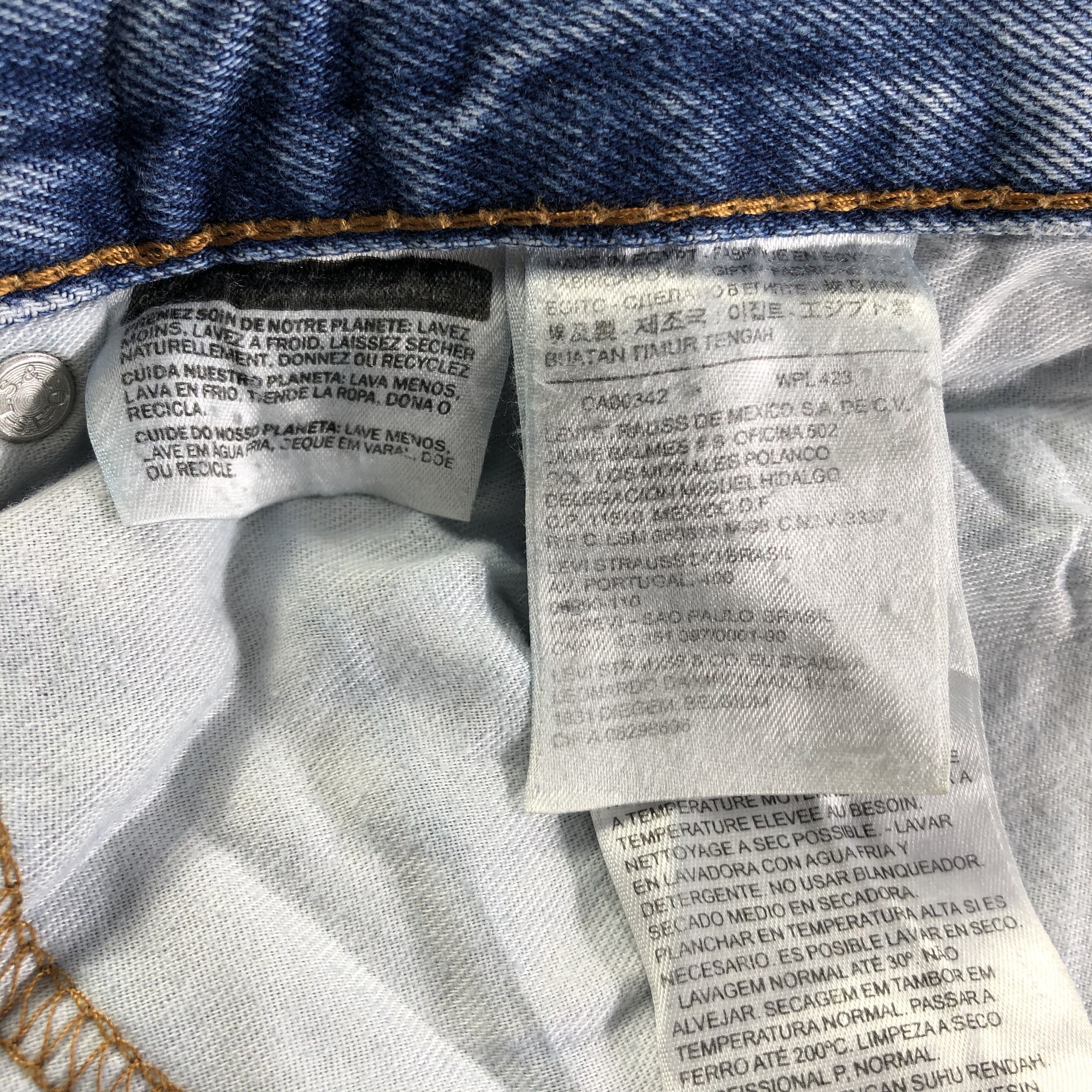 Levi's Vintage Light Wash Levis 505 Jeans-J4306 Size US 35 - 11 Thumbnail