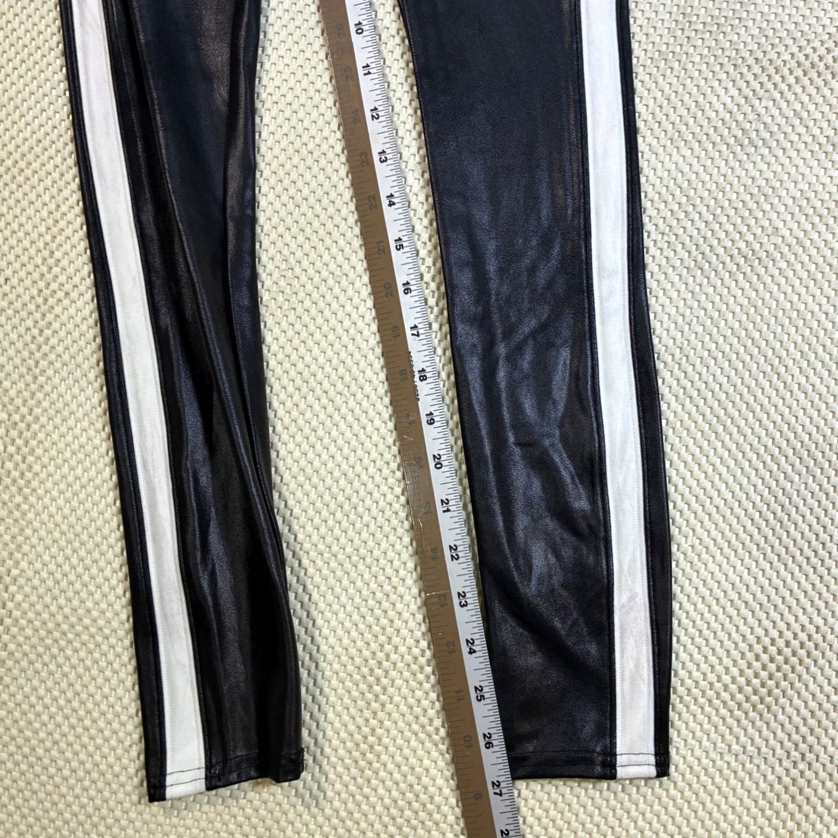 Spanx SPANX Leggings Black Faux Leather Shine White Stripe Side Detail Women Small Leggings Size 28" / US 6 / IT 42 - 6 Thumbnail