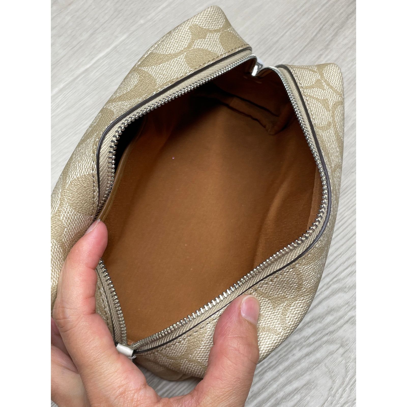 Coach Coach Small Boxy Makeup bag In Signature W/ Once Upon A Time Size ONE SIZE - 9 Thumbnail