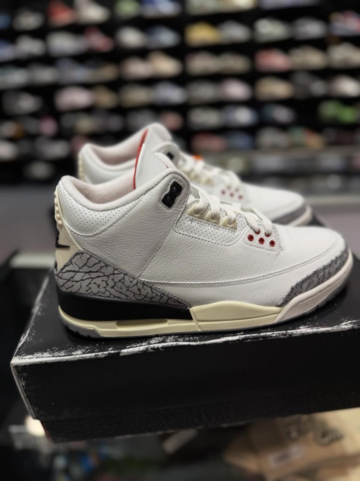Jordan Brand Nike Air Jordan 3 Retro White Cement Reimagined 2023 (8) Size US 8 / EU 41 - 3 Thumbnail