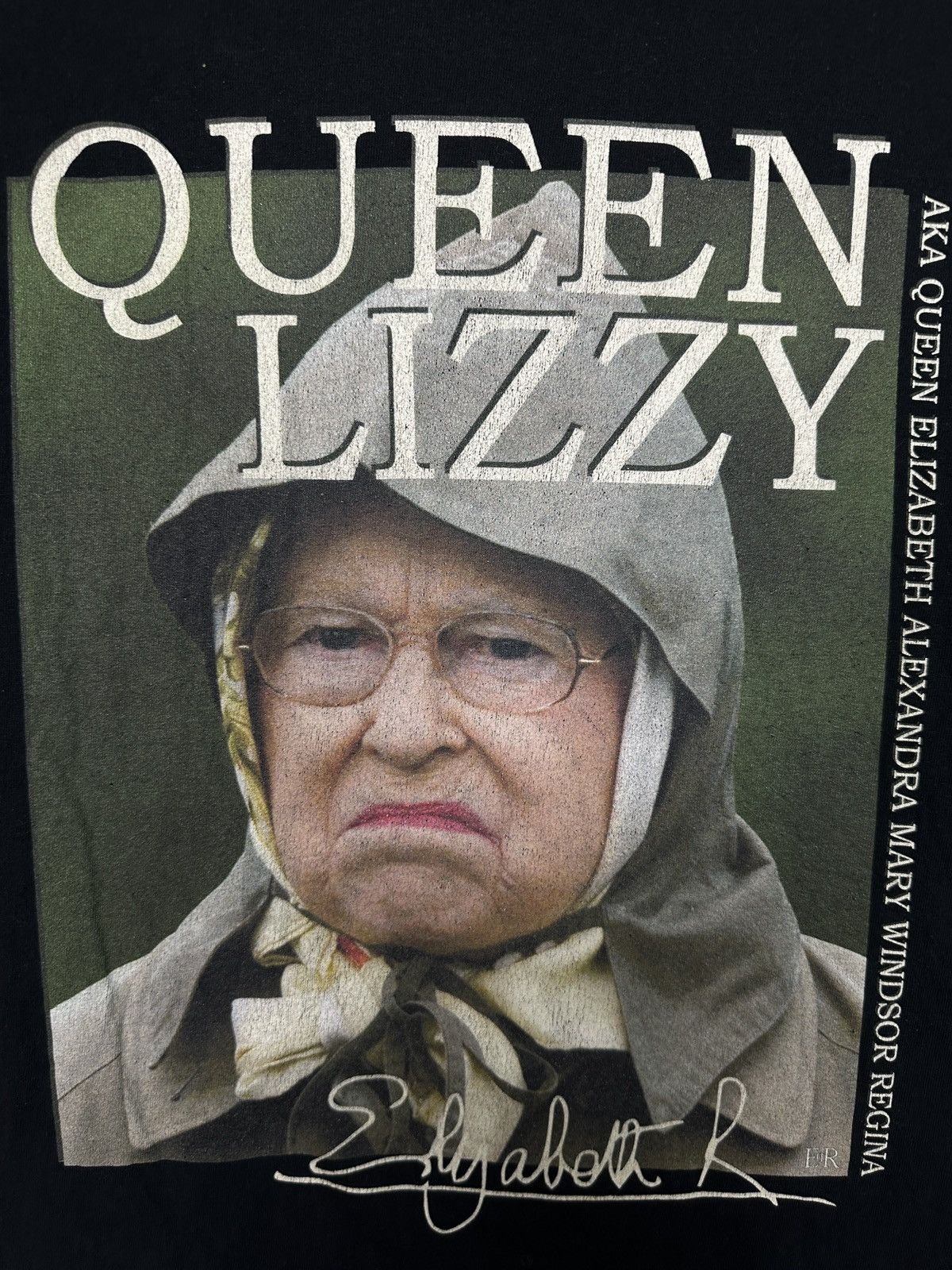 Vintage Queen Lizzy T-Shirt Big Logo Vintage UK Big Logo Size S Size US S / EU 44-46 / 1 - 8 Thumbnail