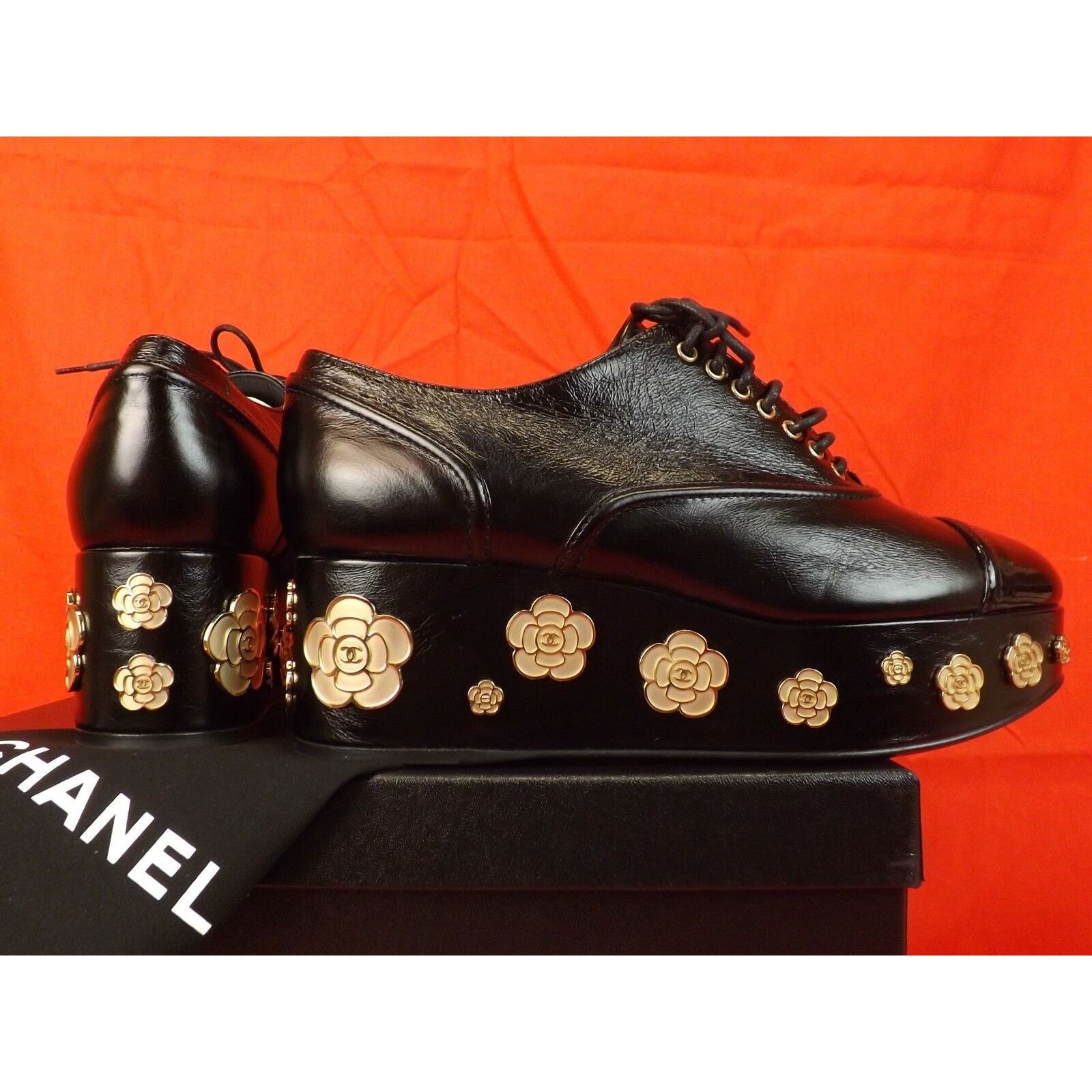 Chanel BLACK LEATHER CAMELLIA CC PLATFORM CAP TOE OXFORDS 39 Size US 8 / IT 38 - 10 Thumbnail