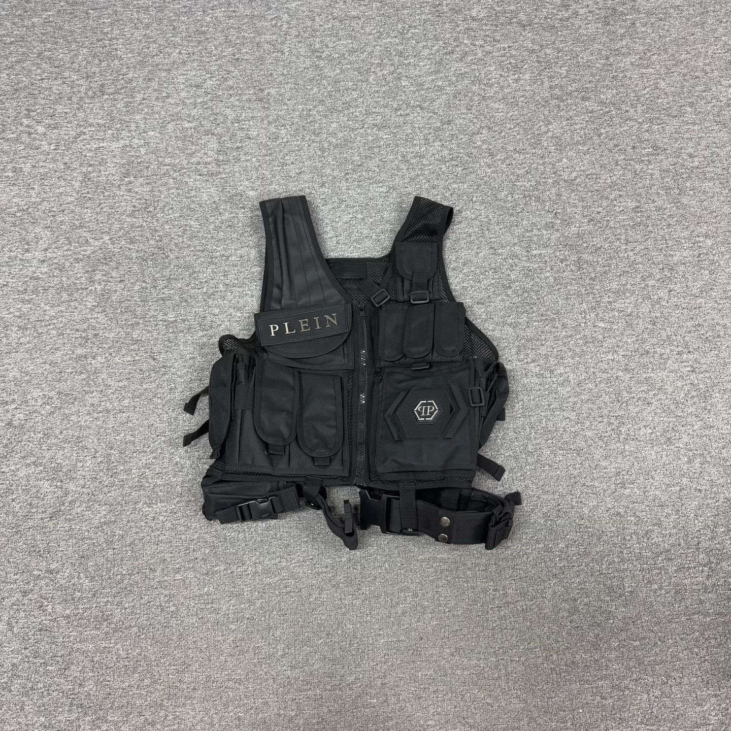 Philipp Plein Philipp Plein Multi-Pocket Tactical Vest Size US M / EU 48-50 / 2 - 1 Thumbnail
