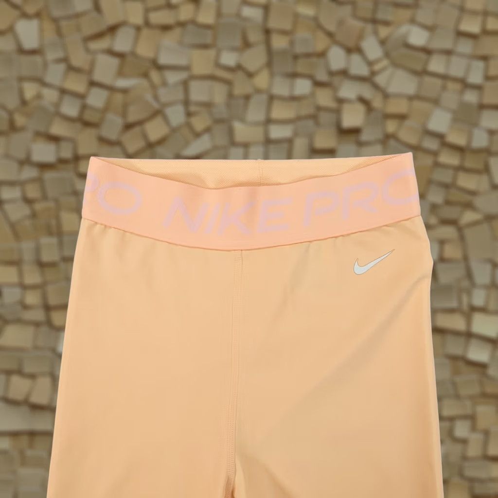 Nike VINTAGE Nike Pro Womens Leggings Orange Small High Rise Tight Fit 7/8 Length CU4718-884 Size 28" / US 6 / IT 42 - 1 Thumbnail