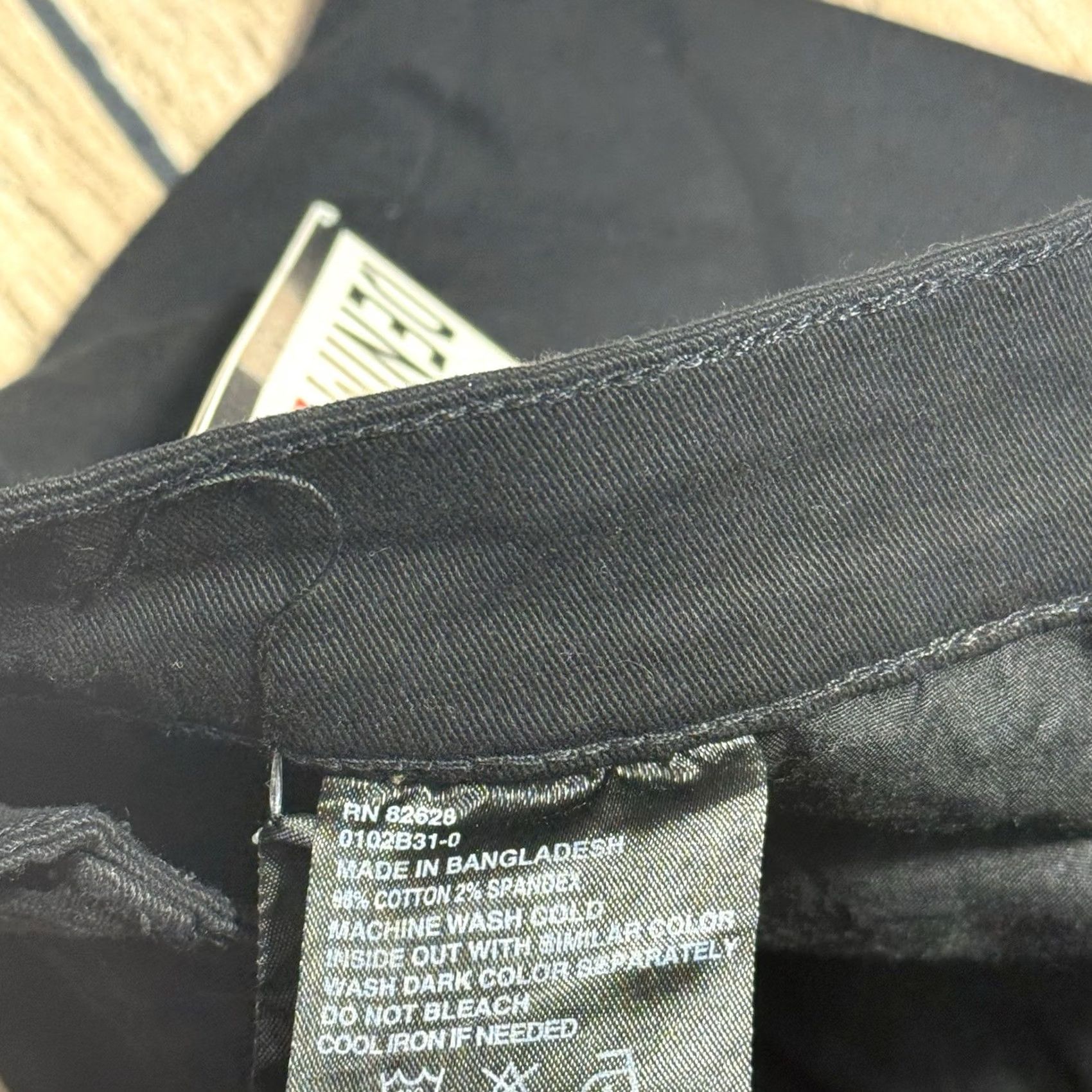 Southpole Southpole Shorts Mens 48 Black Active Flex Skater Streetwear Denim Stretch NWT Size US 32 / EU 48 - 7 Thumbnail