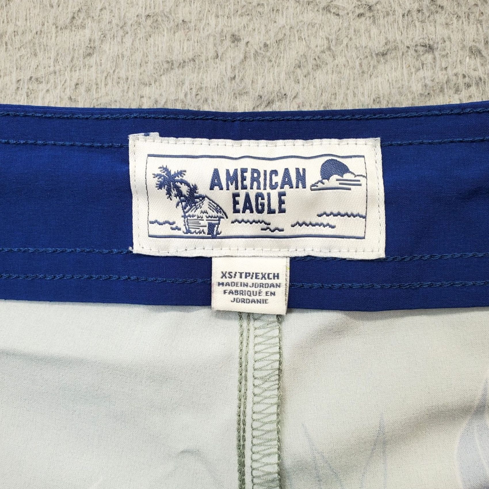 American Eagle Outfitters American Eagle Outfitters Board Shorts Mens XS Multicolor Floral Print Drawstring Logo EUC Size US 27 - 7 Thumbnail