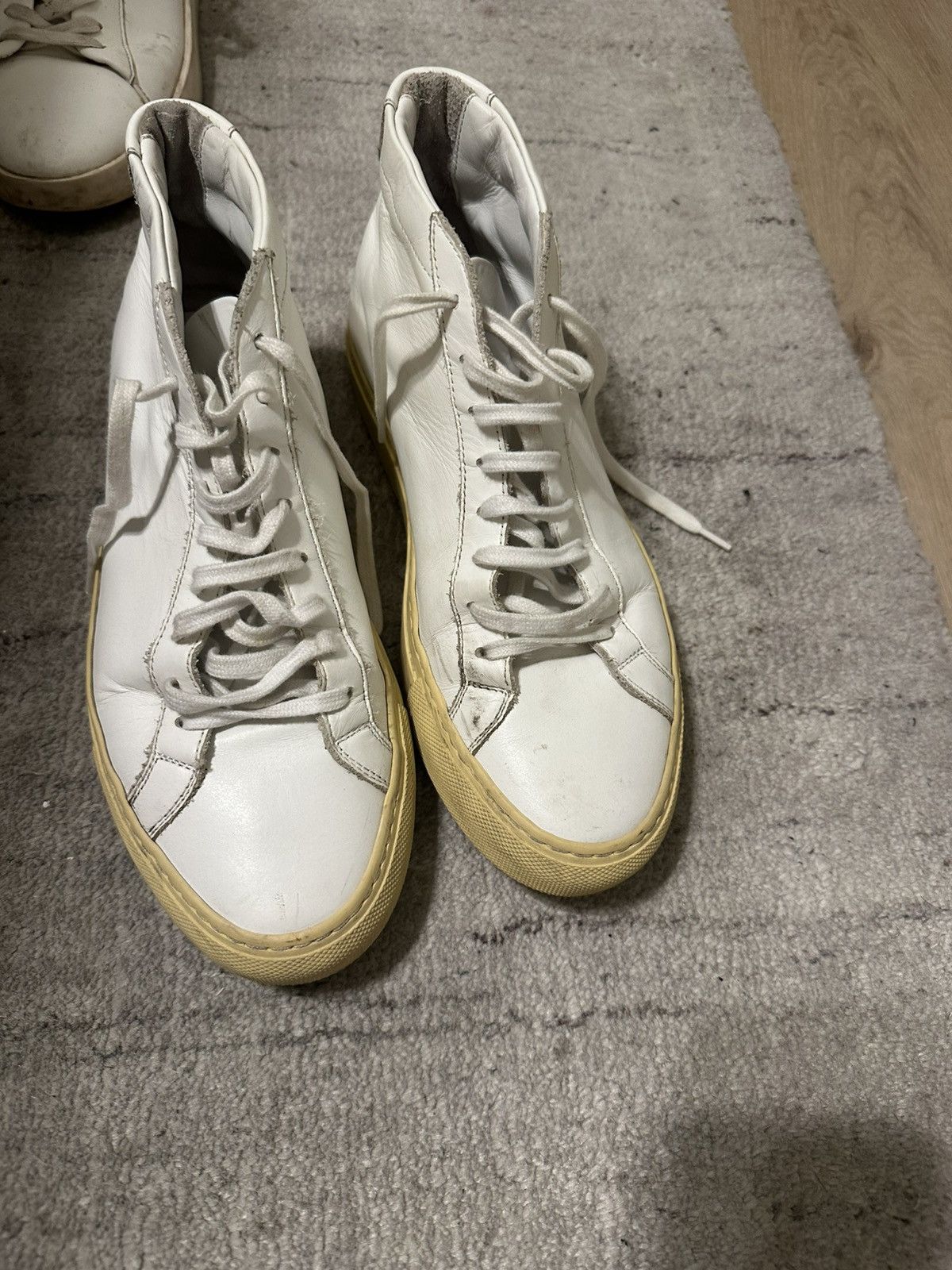 Common Projects White high tops Achilles Size US 6 / EU 39 - 1 Thumbnail