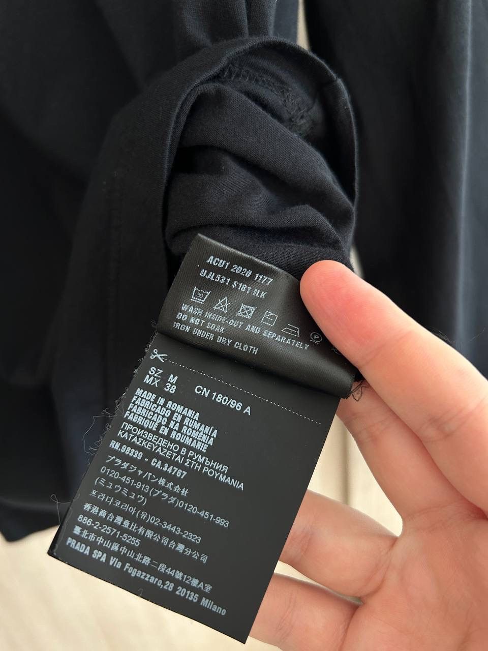 Prada Prada Long Sleeve Crewneck Navy Plague Logo Jumper Size 48 Size US M / EU 48-50 / 2 - 5 Thumbnail