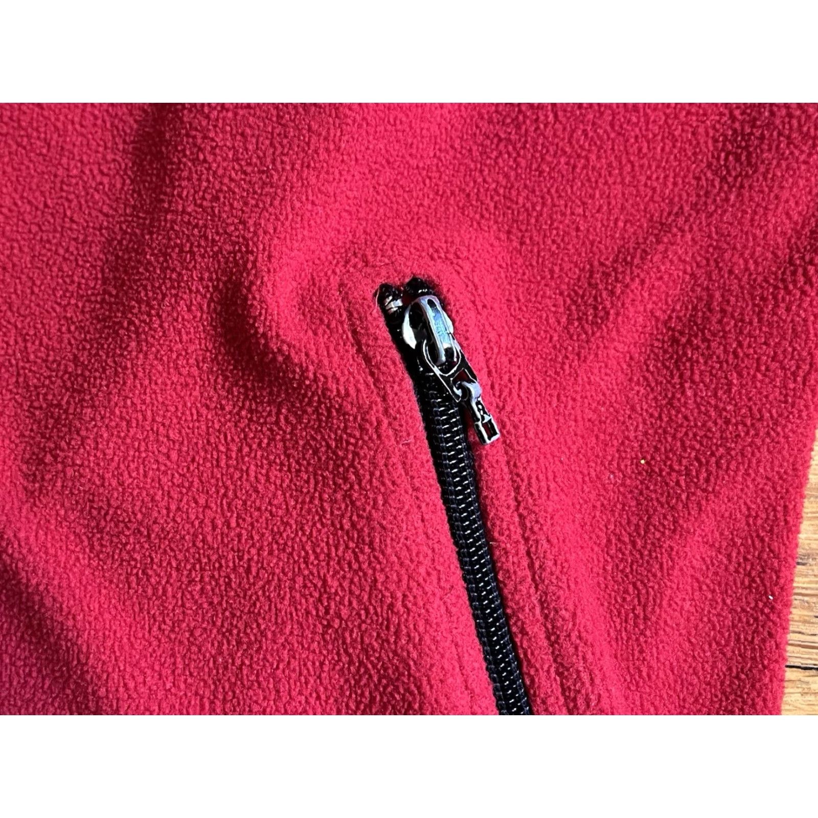 Vintage VINTAGE World Series of Poker Sweatshirt Men's XL Red WSOP Full Zip, Logo Embroidered, Mock Neck, Long Sleeve, Pockets, 1980s-2000s Retro Mens XL Red Size US XL / EU 56 / 4 - 5 Thumbnail