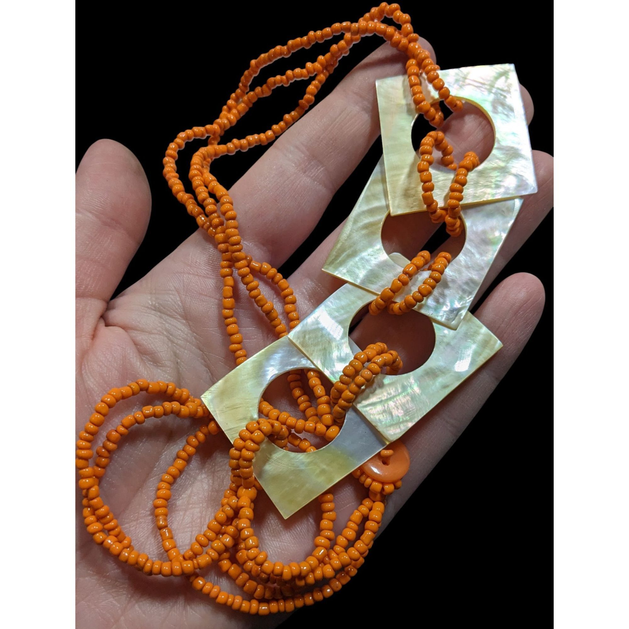 Other Vintage Bohemian Orange Beaded Necklace With Mother Of Pearl Size ONE SIZE - 3 Thumbnail