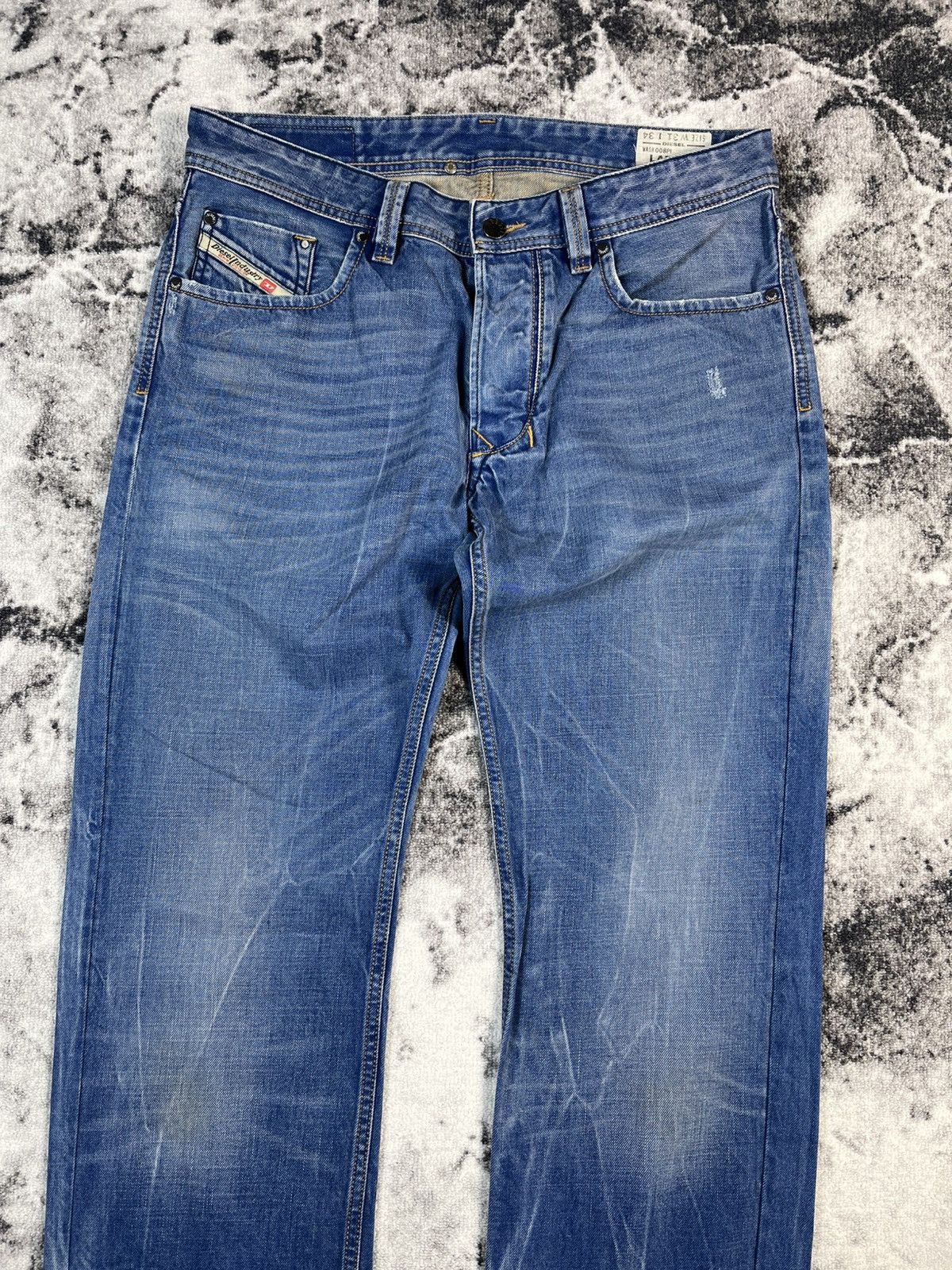 Diesel Diesel Larkee Regular Straight Jeans Tag 31 Fit 34 Size US 31 - 4 Thumbnail