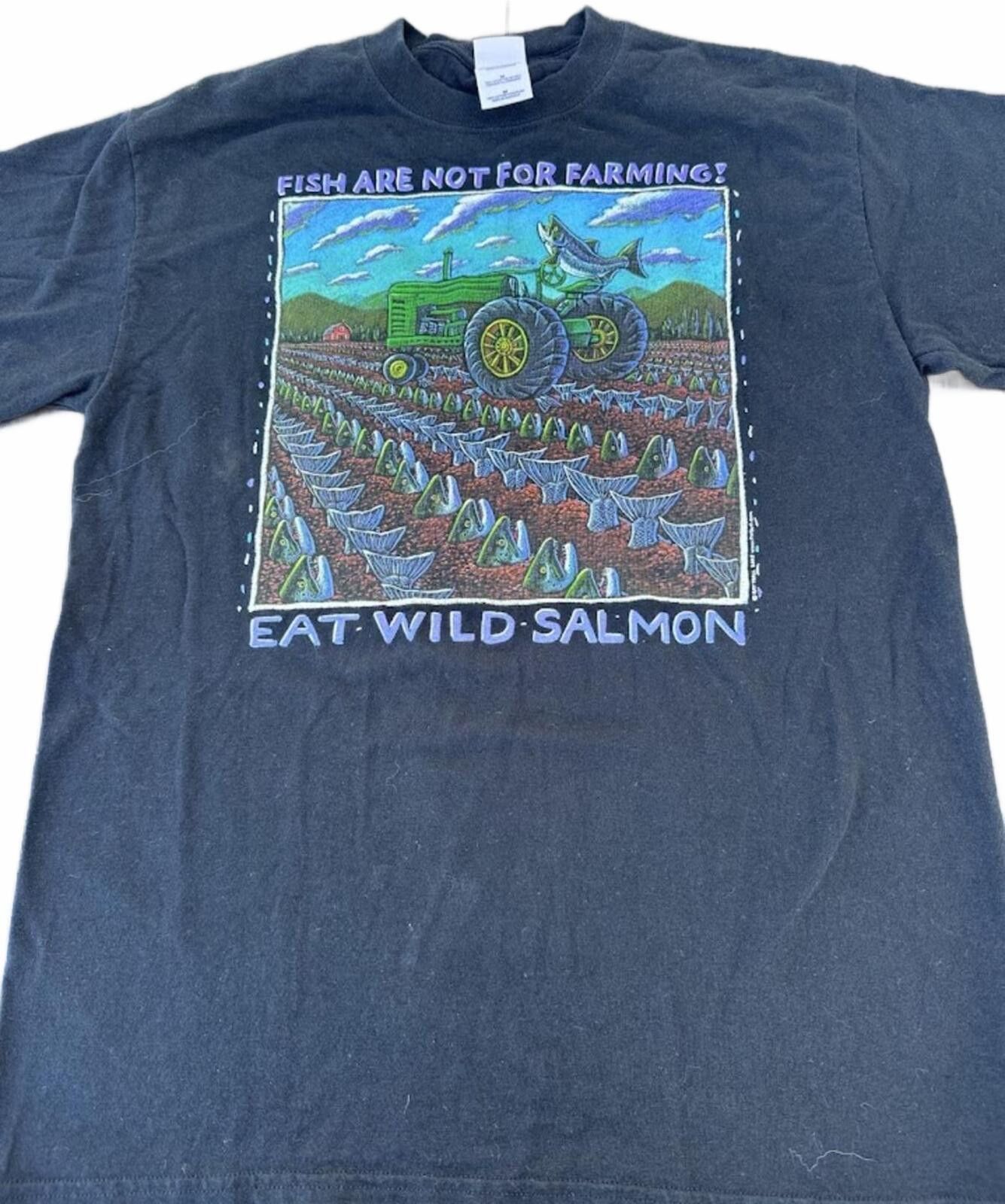 Gildan Eat Wild Salmon Graphic Protest Tee Size US M / EU 48-50 / 2 - 1 Thumbnail