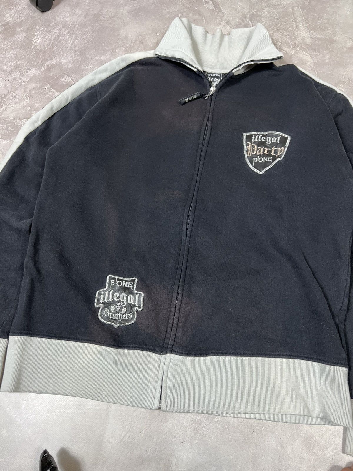Vintage Vintage Style Bone illegal Distressed Y2k Zip jacket Size US XL / EU 56 / 4 - 5 Thumbnail