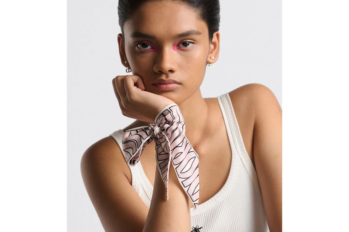 Dior o1bcso1str0226 Size:OS/Allover Mitzah Scarf in White/Pink Size ONE SIZE - 6 Thumbnail