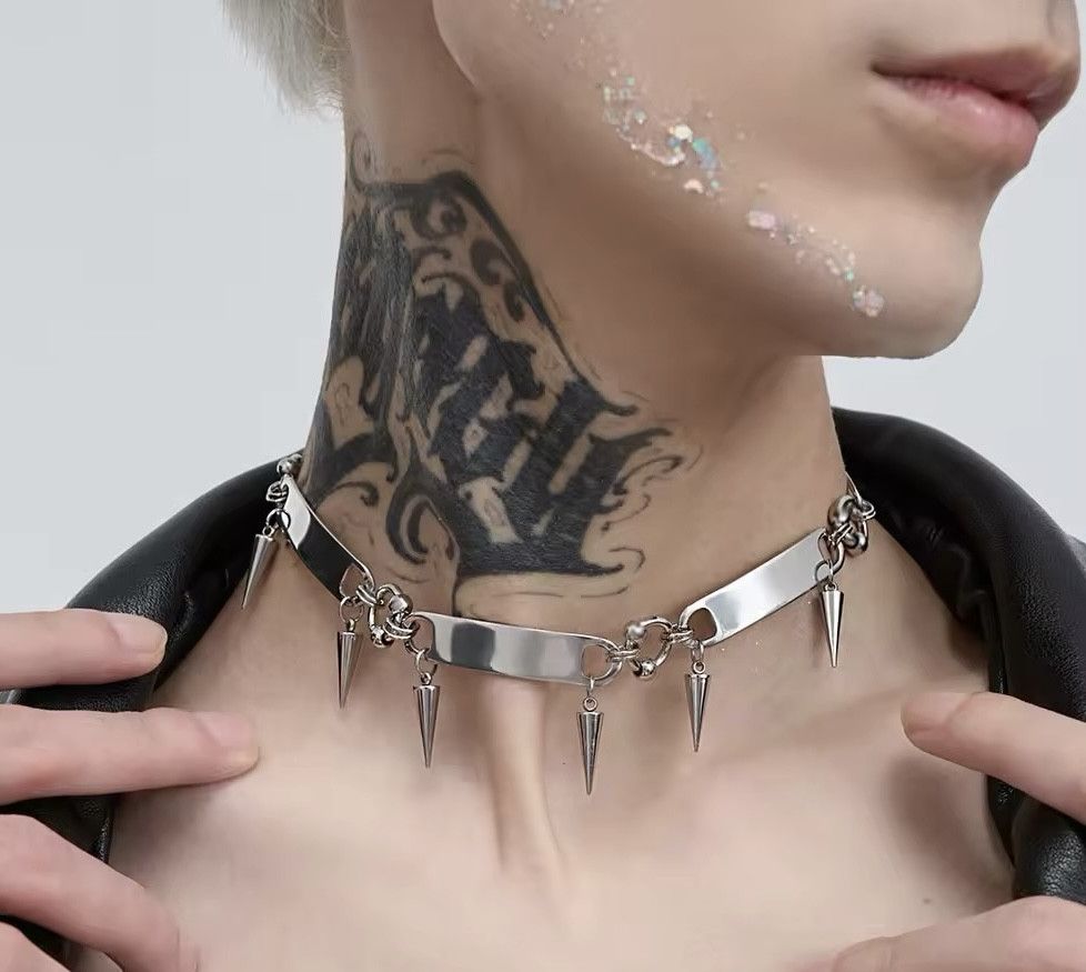 Vintage Titanium Steel Rivet Choker Metal Collar Necklace Size ONE SIZE - 1 Thumbnail