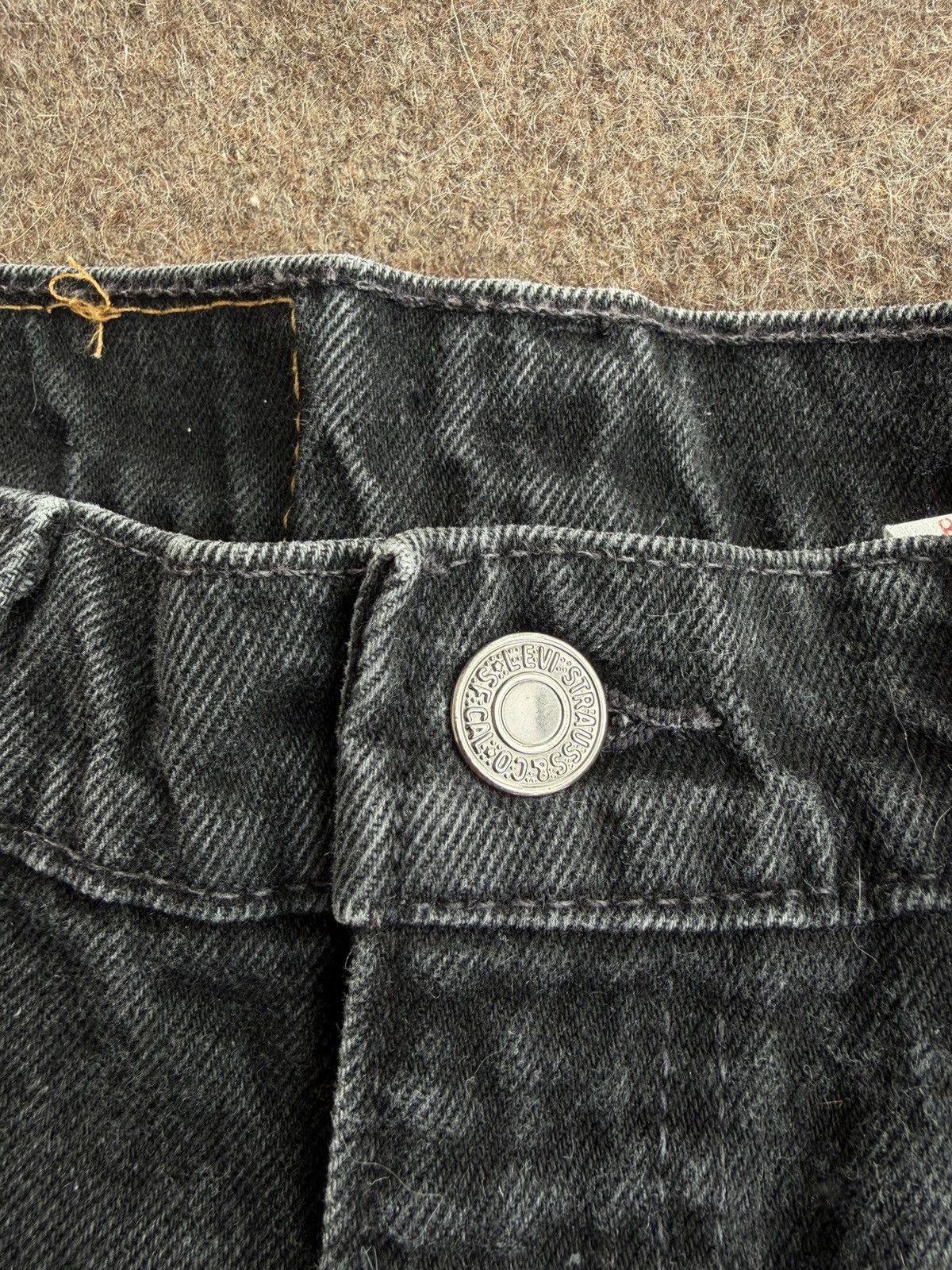 Levi's Levi’s 550 Made in USA Orange Tab Denim Shorts Size US 33 - 6 Thumbnail