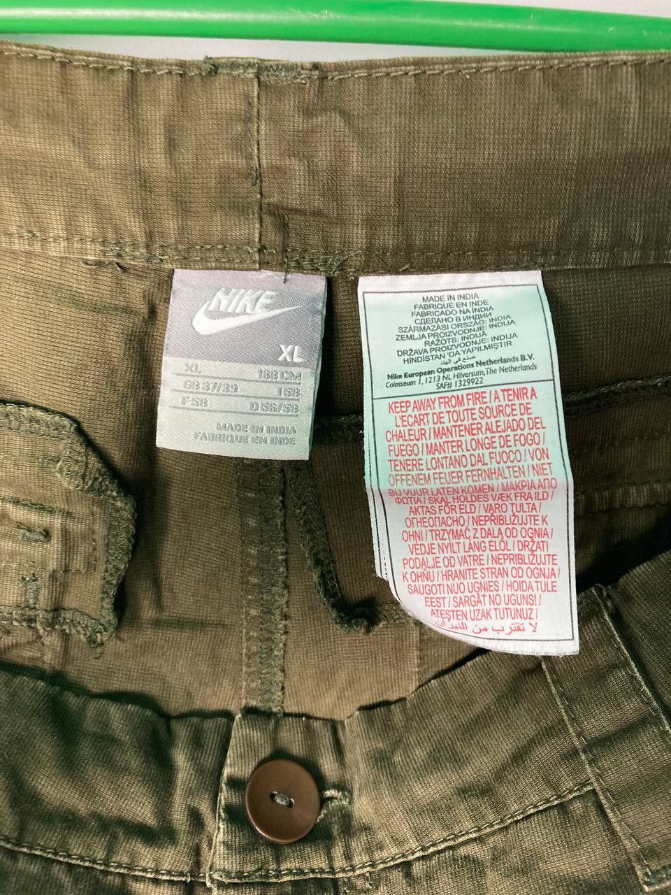 Nike Nike vintage cargo shorts casual streetwear hype y2k Sz XL Size US 36 / EU 52 - 3 Thumbnail