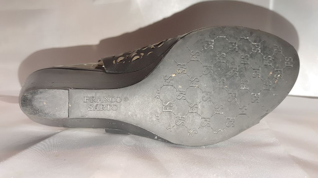 Franco Sarto Franco Sarto Akrona Leather Peep Toes Size 7.5 Size US 7.5 / IT 37.5 - 6 Thumbnail