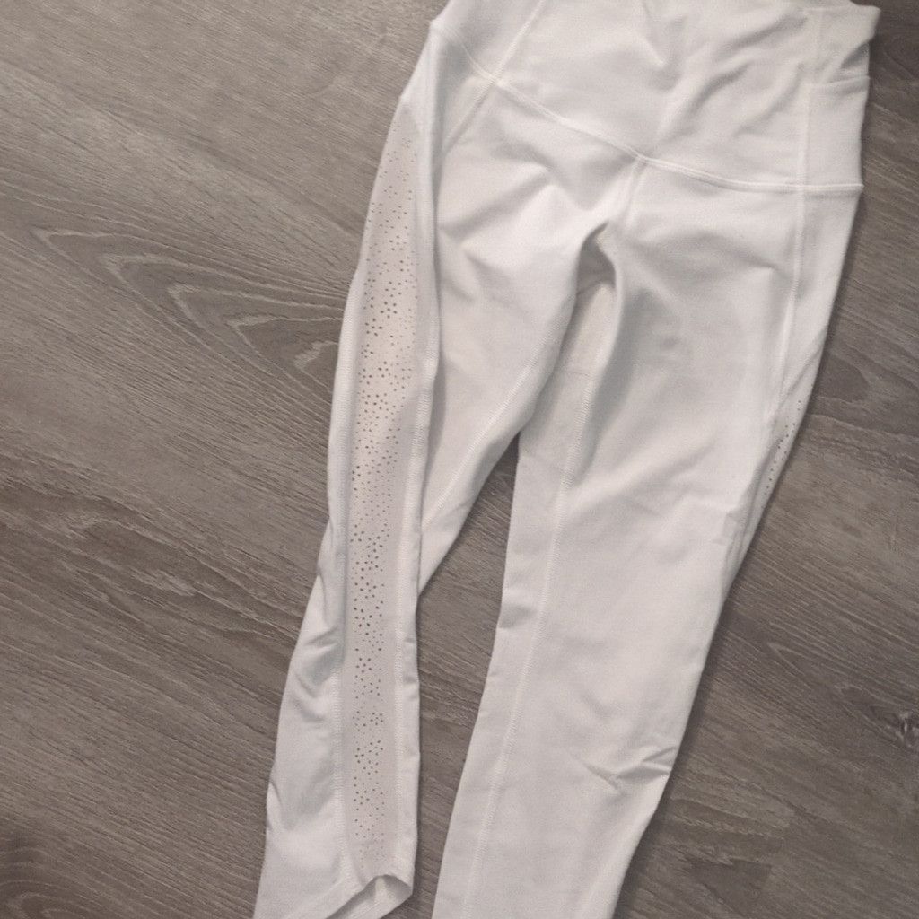 Lululemon Lululemon crop leggings size 4 Size 27" / US 4 / IT 40 - 2 Thumbnail