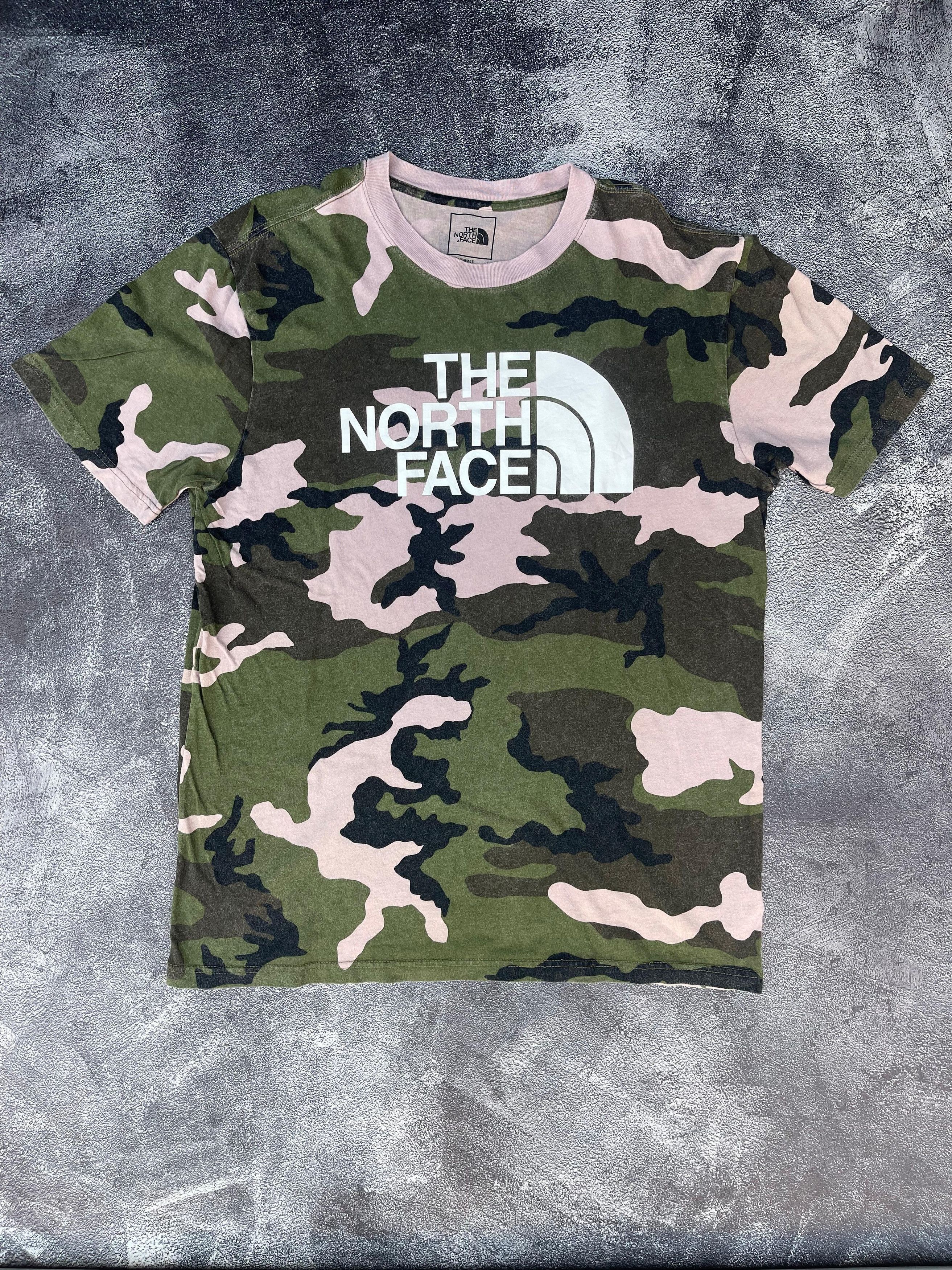 The North Face TNF T-shirt Camo "Never Stop Exploring" Size L Size US L / EU 52-54 / 3 - 1 Thumbnail