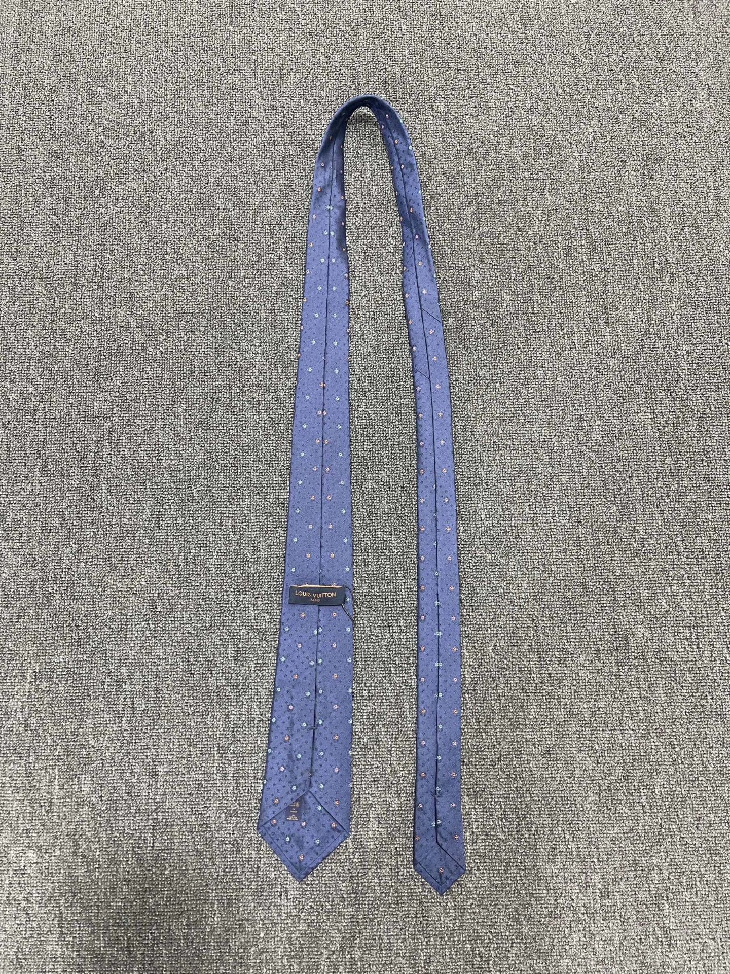 Louis Vuitton LV blue silk embroidery all over tie Size ONE SIZE - 2 Thumbnail