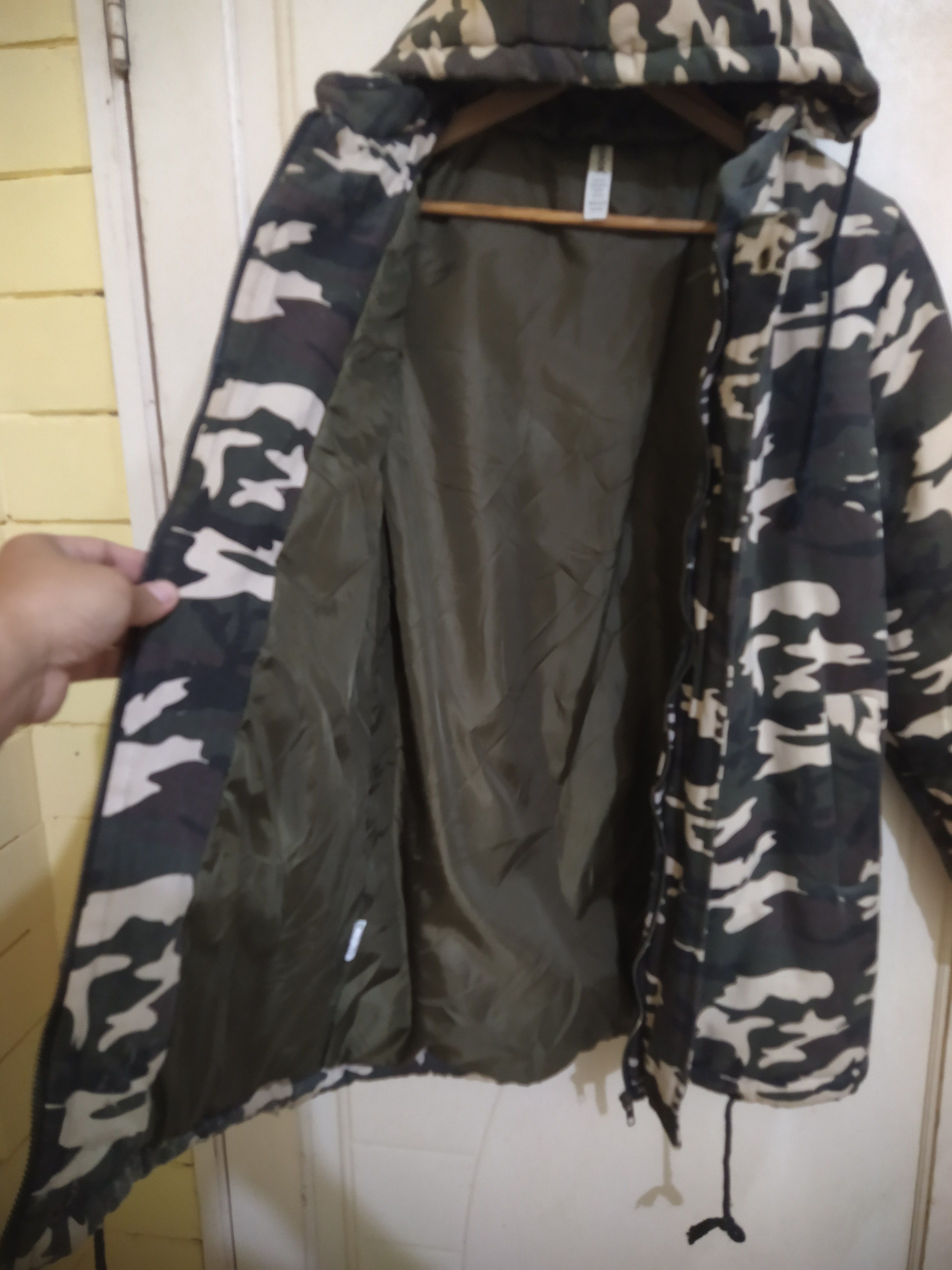 Japanese Brand Bisouhor Camo Padded Hooded Jacket Size US L / EU 52-54 / 3 - 12 Thumbnail