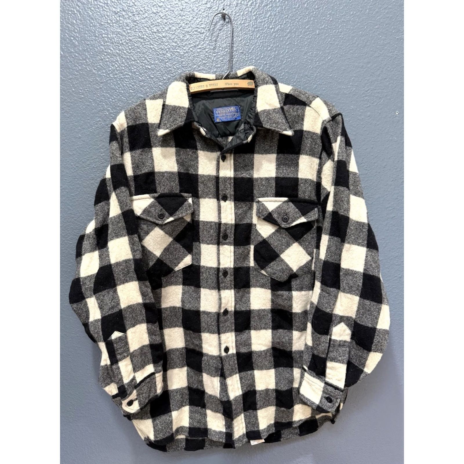 Pendleton VINTAGE Pendleton Plaid Wool Flannel Shirt The Outdoors Man Large 90’s White Black Size US L / EU 52-54 / 3 - 4 Thumbnail