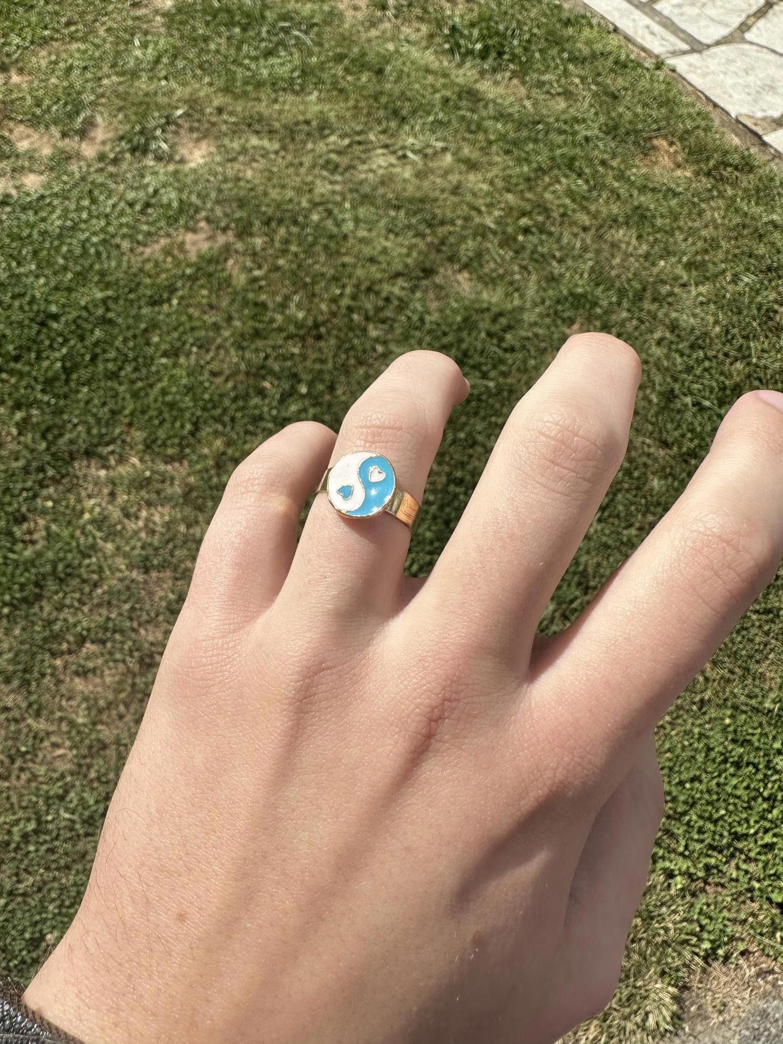 Jewelry Gold Enamel Blue Yin Yang Heart Ring Adjustable Sizing Size ONE SIZE - 2 Thumbnail