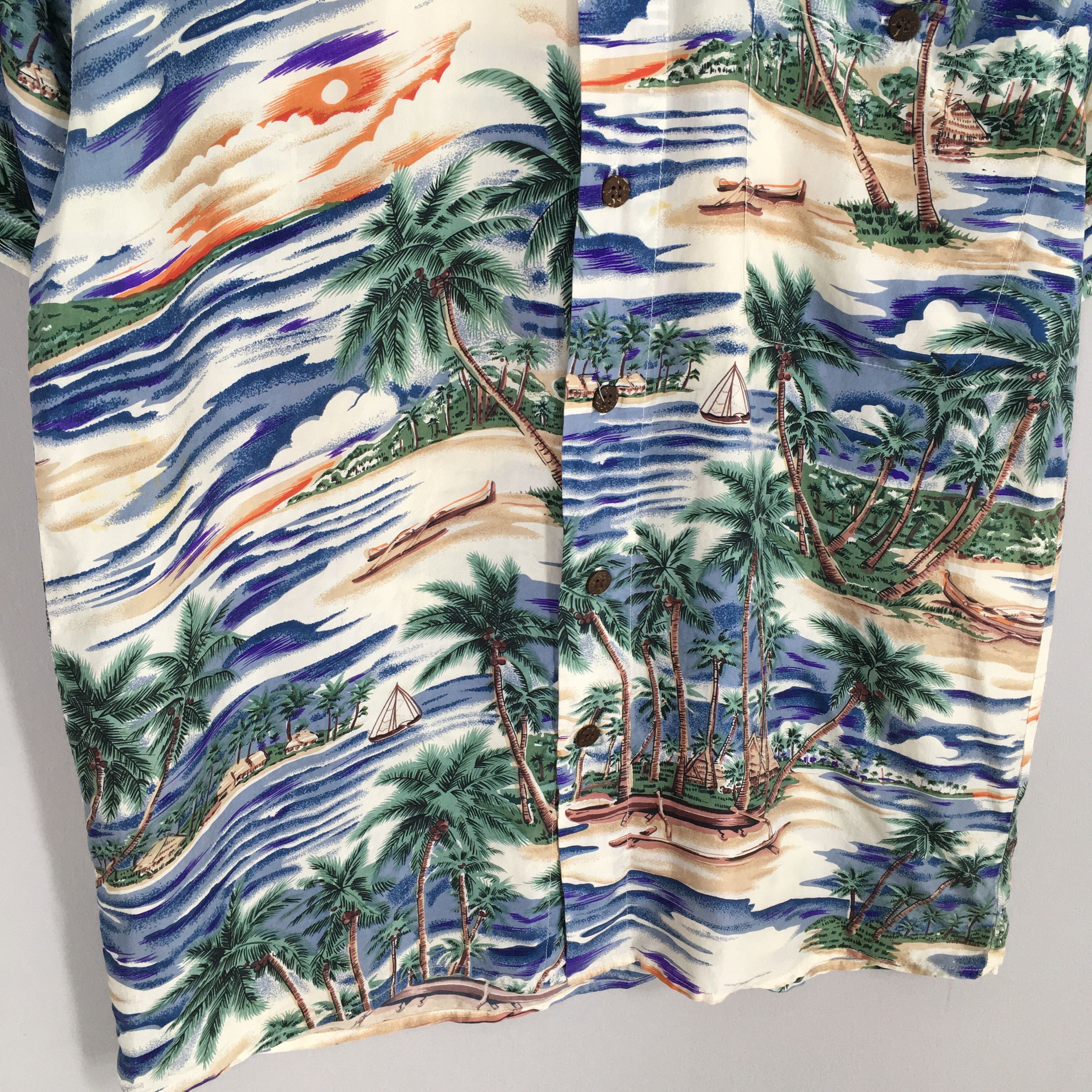 Vintage Vintage Hawaiian Beach View Aloha Silk Shirts Small Size US S / EU 44-46 / 1 - 4 Thumbnail