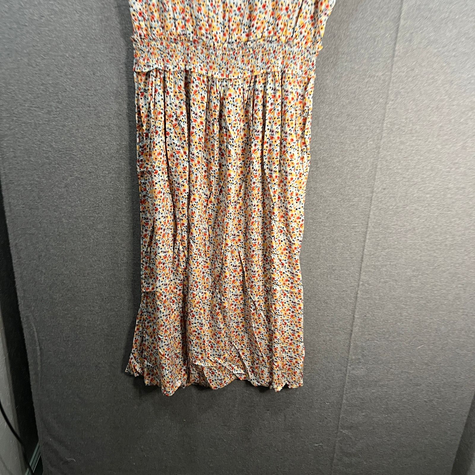 Other Candace Cameron Bure Smocked V-Neck Midi Dress Size S / US 4 / IT 40 - 13 Thumbnail