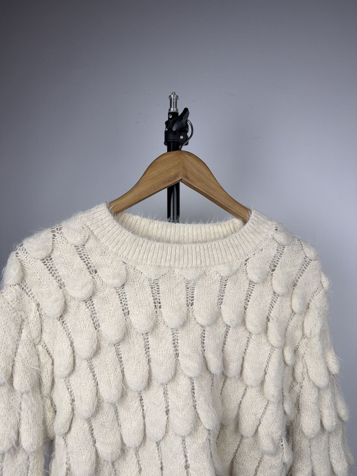 Japanese Brand Japanese 00s Avant-Garde Fuzzy Knit Sweater Flared Sleeves Size M / US 6-8 / IT 42-44 - 2 Thumbnail