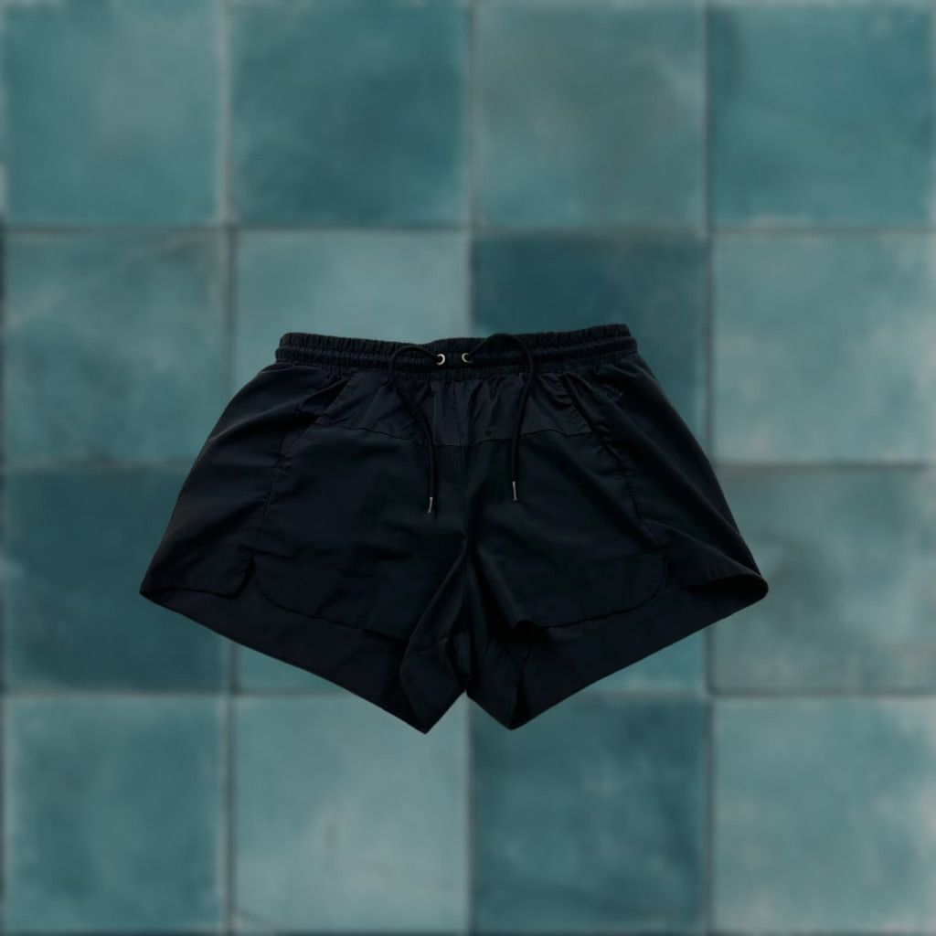 Nike Nike Shorts Women M Black NSW BONDED 805476-010 Athletic Running & Gym Training Womens Size 32" / US 10 / IT 46 - 1 Thumbnail