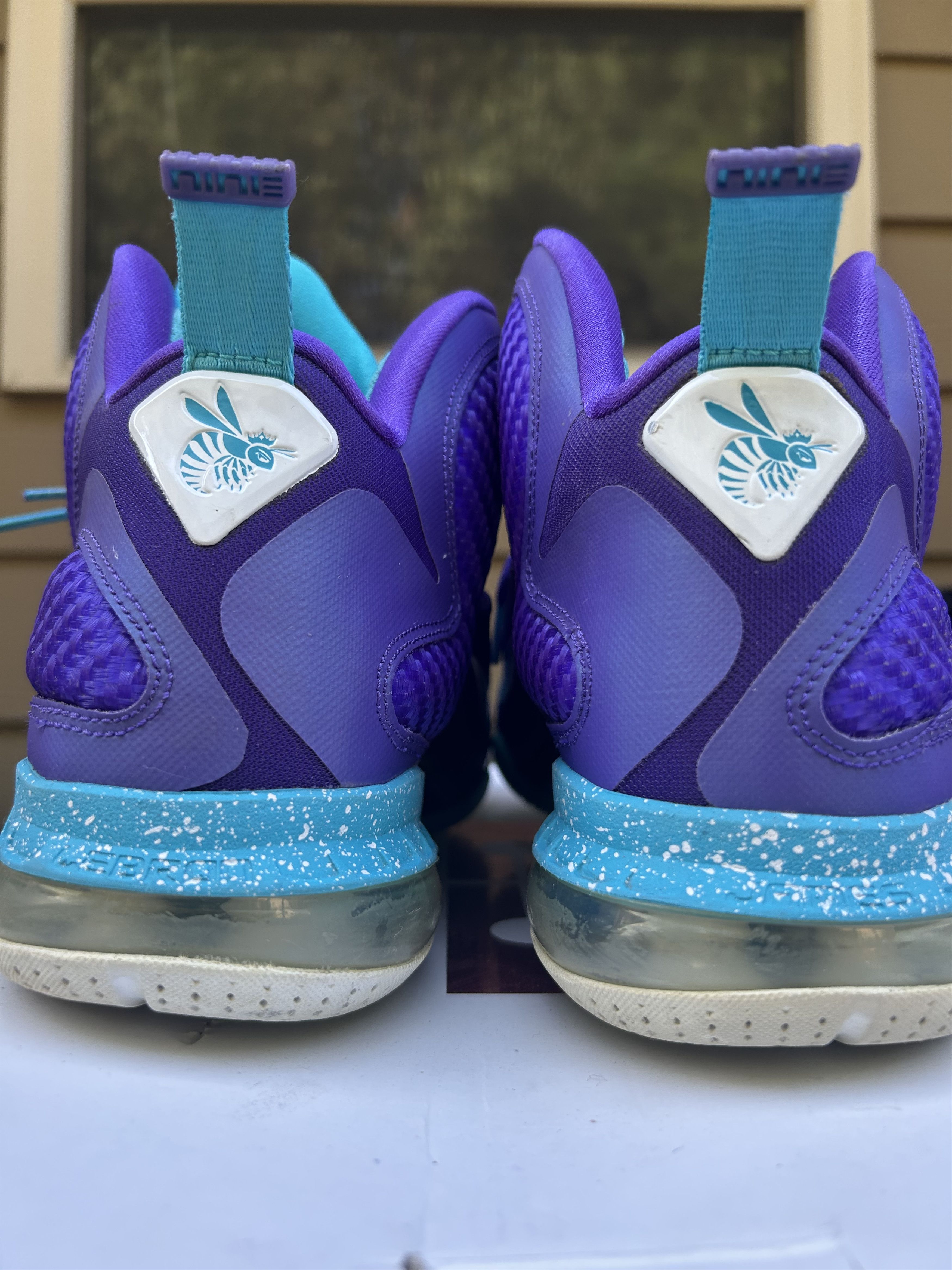 Nike Nike LeBron Summit 2012 Lake Hornets Purple Basketball 8.5 Size US 8.5 / EU 41-42 - 5 Thumbnail