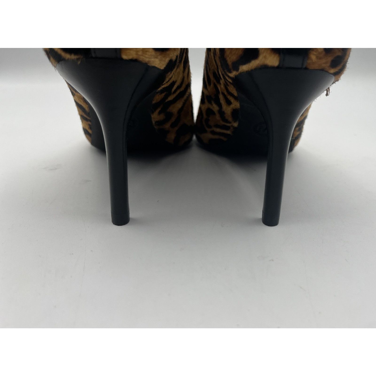 Michael Kors Michael Kors Alina Flex Pump Cheetah Haircalf 6.5, Pointed Size US 6.5 / IT 36.5 - 11 Thumbnail