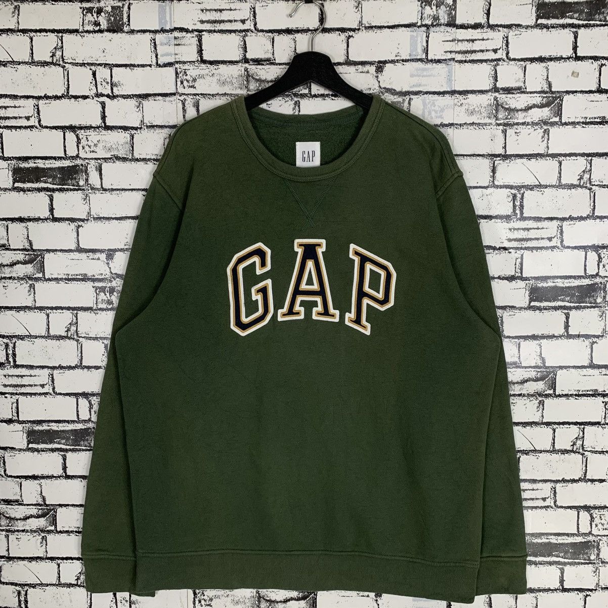 Gap Vtg GAP Sweatshirt Big Logo GAP Sweatshirt Size US XL / EU 56 / 4 - 1 Thumbnail