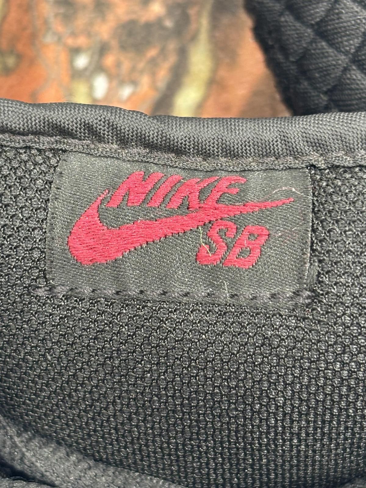 Nike Size 13 - Nike SB Dunk Low Pushead 2005 Size US 13 / EU 46 - 5 Thumbnail