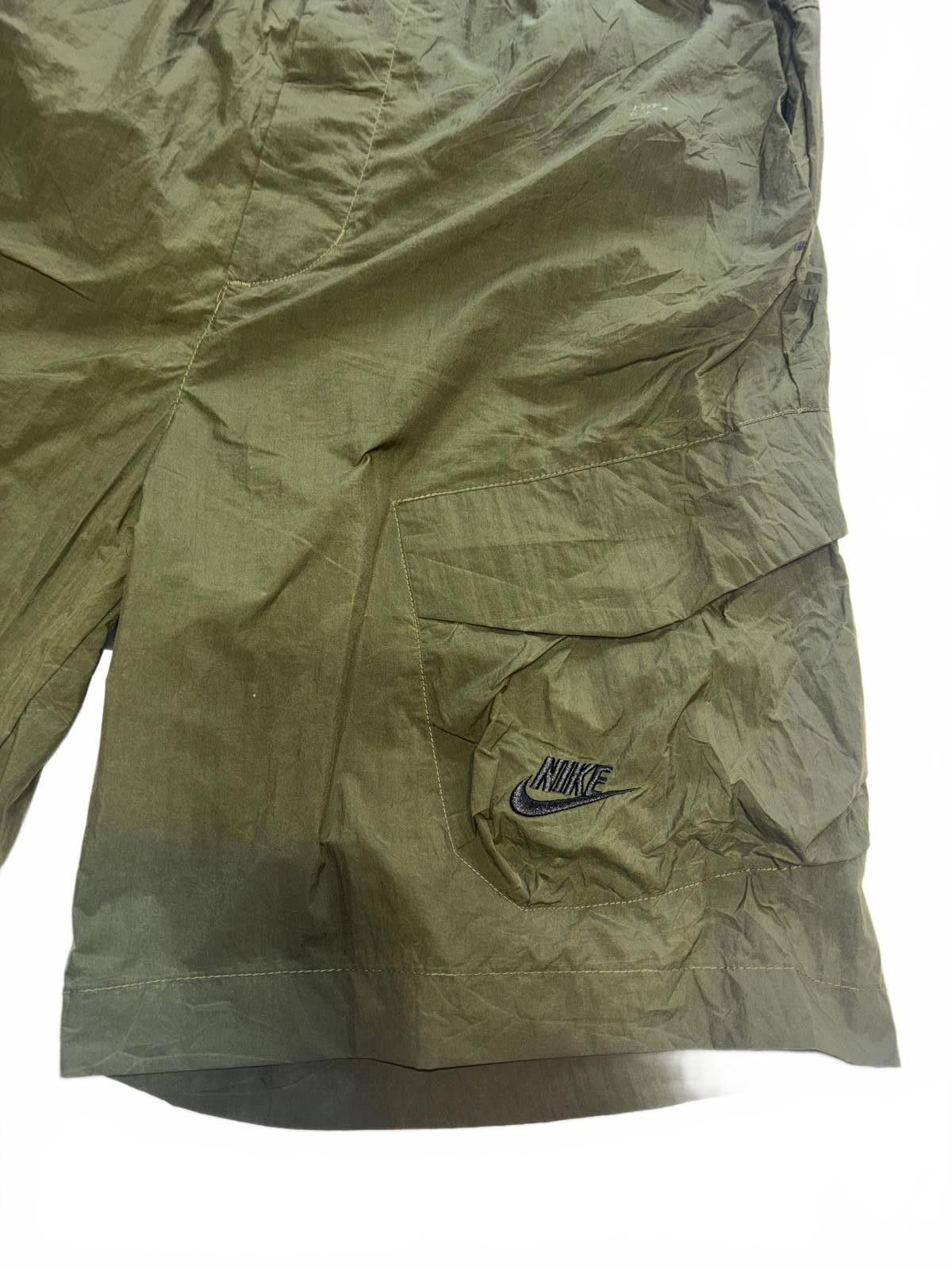 Nike Nike Men's Lightweight Athletic Shorts - Olive Green Size US 30 / EU 46 - 2 Thumbnail