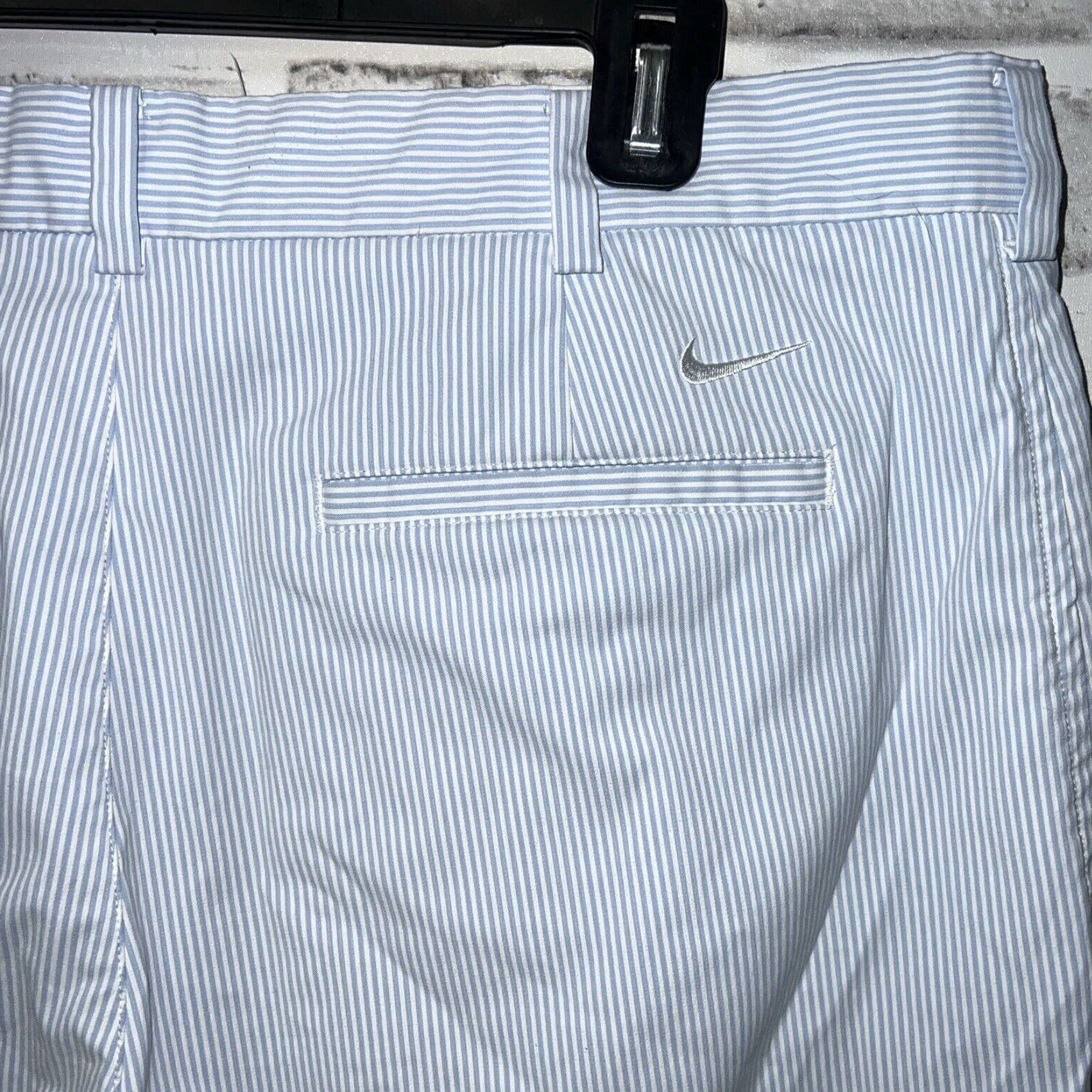Nike VINTAGE Nike Golf Shorts Men Size 36 Blue Chino Striped Size US 36 / EU 52 - 3 Thumbnail