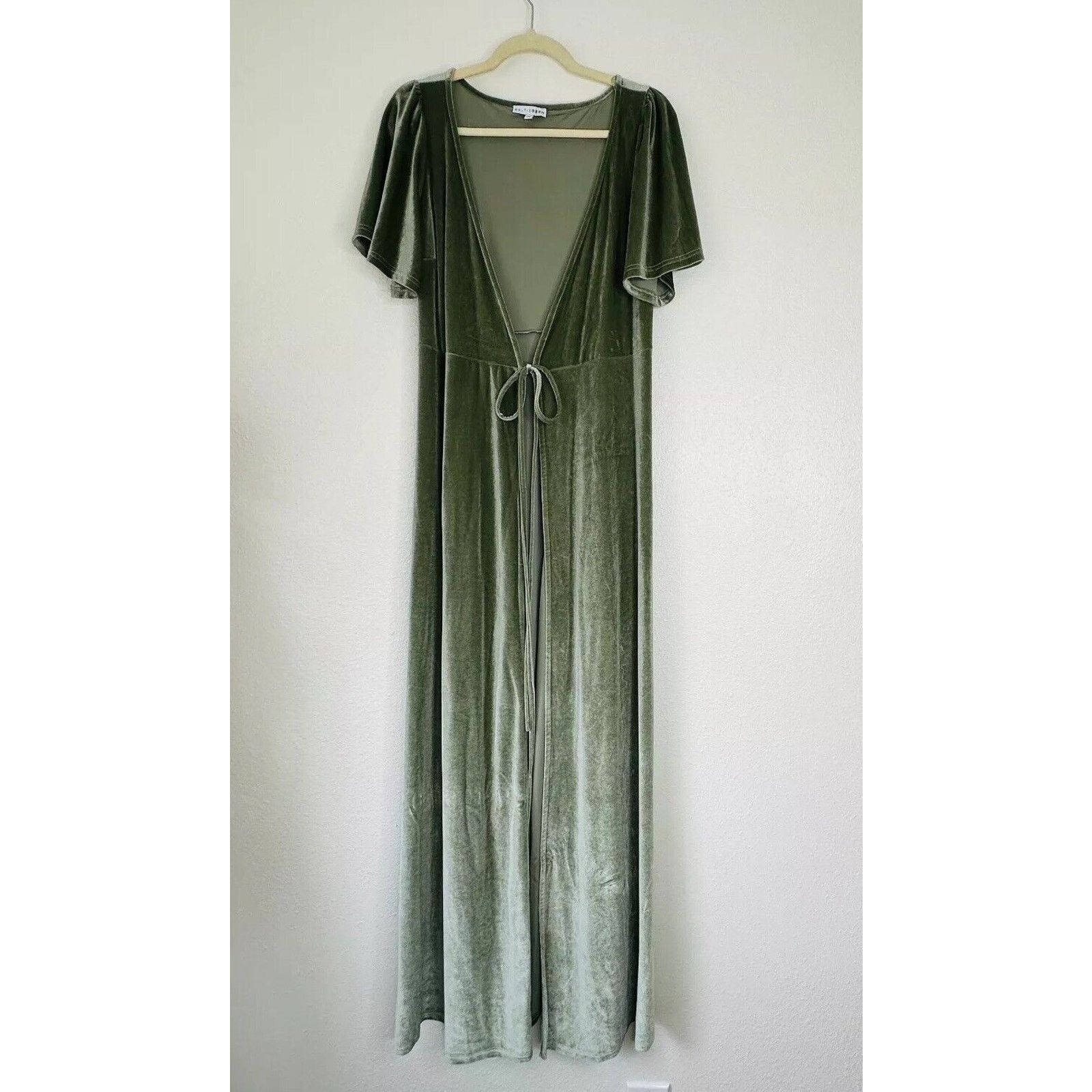 Other Baltic Born Sage Green Velour Flutter Sleeve Maxi Wrap Dress Size XS / US 0-2 / IT 36-38 - 1 Thumbnail