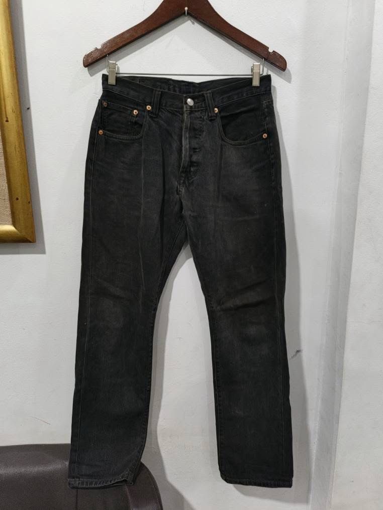 Levi's Levi’s 501 Size US 30 / EU 46 - 1 Thumbnail