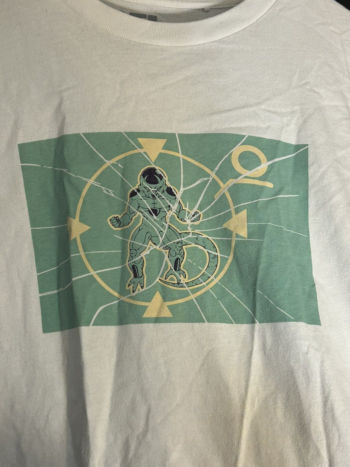 Anime × Uniqlo Uniqlo Dragon Ball Z Frieza T Shirt Size US S / EU 44-46 / 1 - 2 Thumbnail