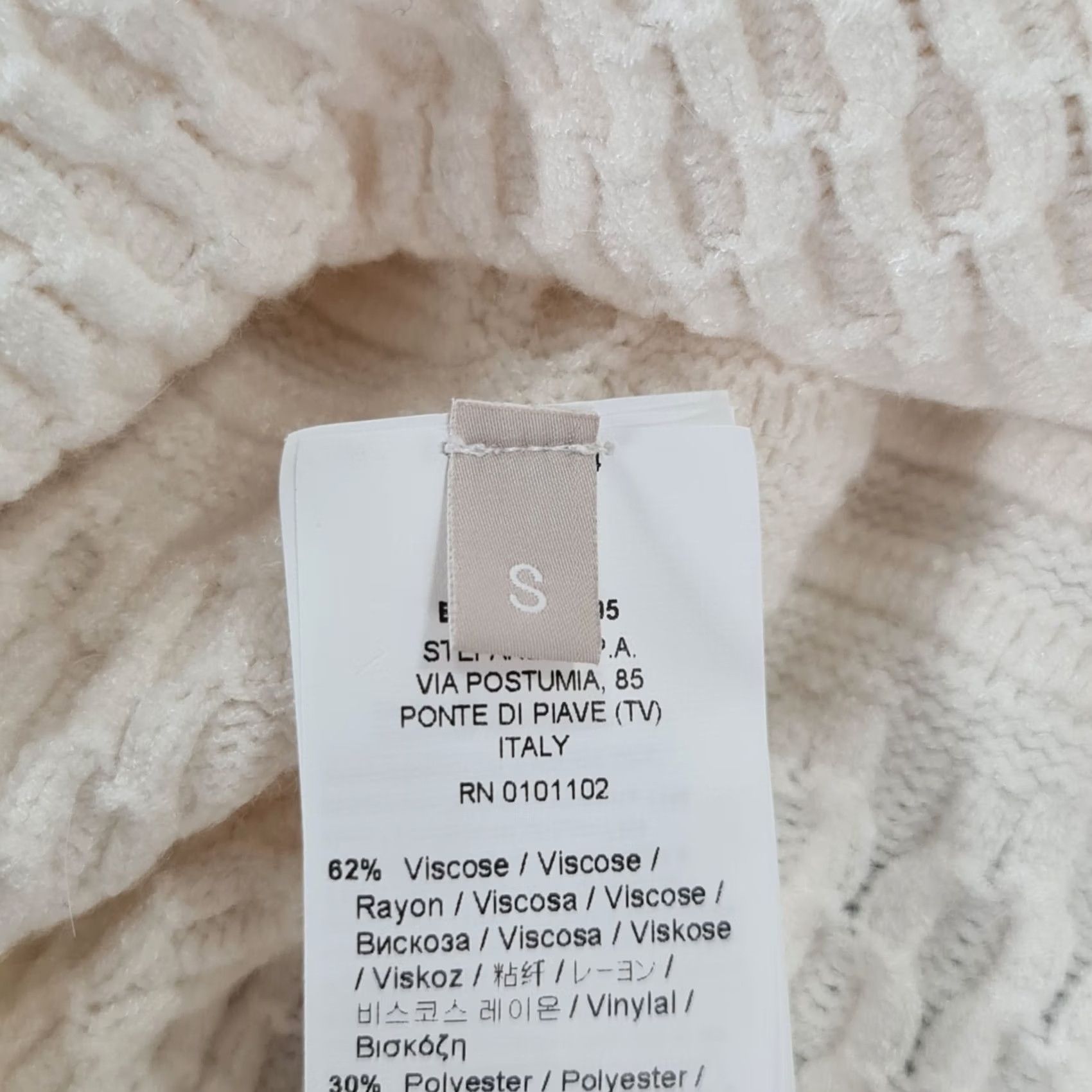 Vintage Stefanel Womens Jumper White Small Knitted Angora Pullover Crew Neck Casual City Designer Italy Size S / US 4 / IT 40 - 5 Thumbnail