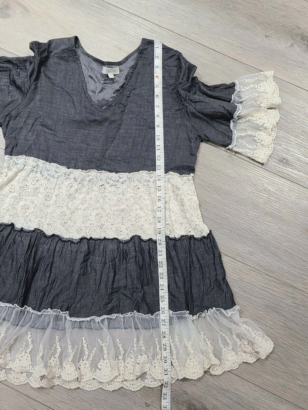 Designer Velzera Dress Size Medium Grey And White Lace Bell Sleeves Size M / US 6-8 / IT 42-44 - 5 Thumbnail