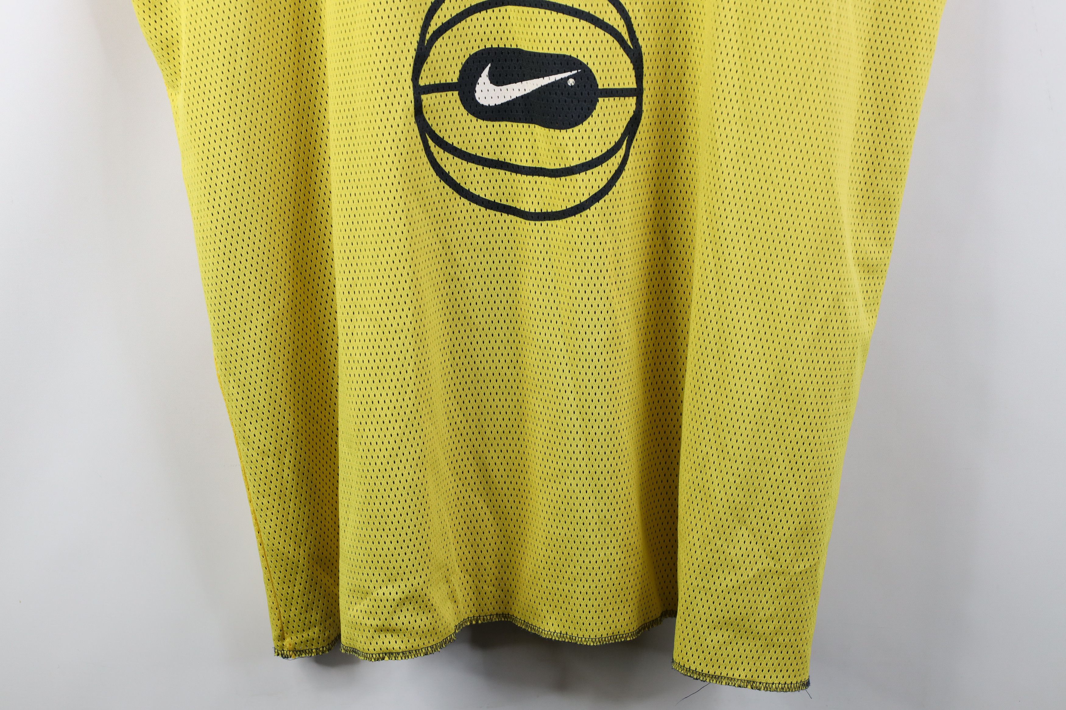 Nike Vintage 90s Nike Reversible University of Michigan Jersey Size US XL / EU 56 / 4 - 13 Thumbnail