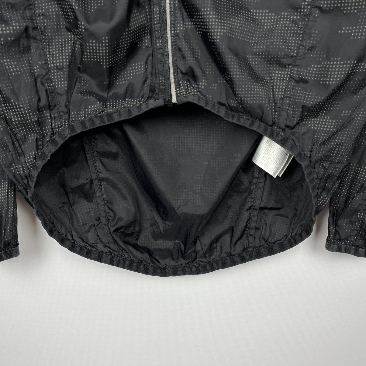 Sports Specialties Endura Full Zip Cycling Jacket Size S Reflective Full Zip Size US S / EU 44-46 / 1 - 10 Thumbnail