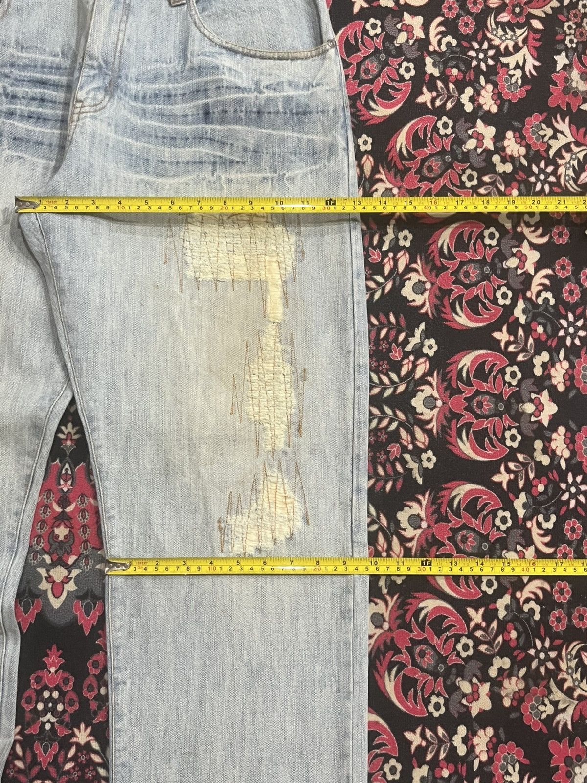 Japanese Brand Vintage Fourseason Light Blue Whisker Distressed Grunge Jean Size US 33 - 13 Thumbnail
